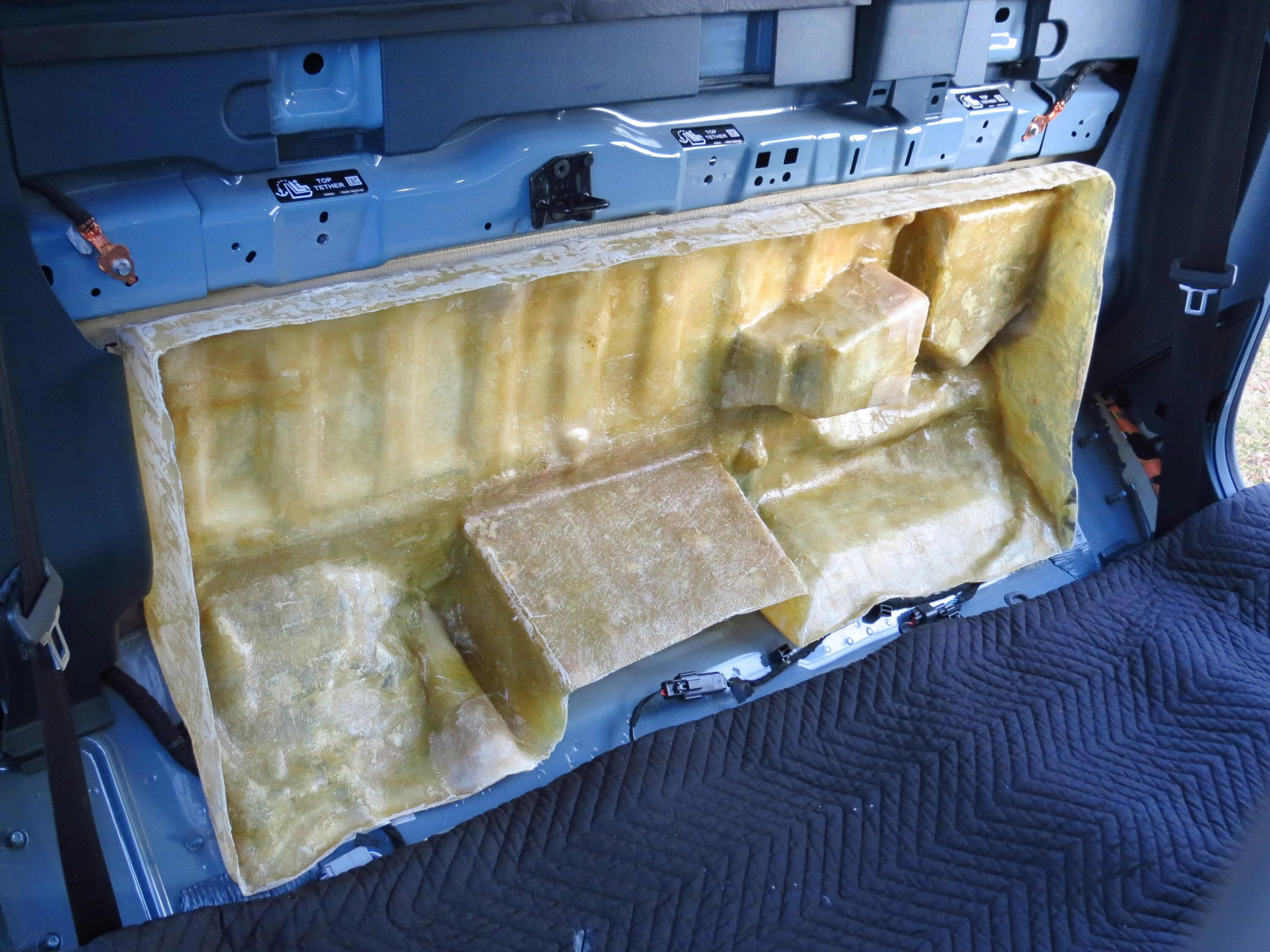 Ford Maverick Subwoofer box behind rear seat img_4262-jpg-jpg