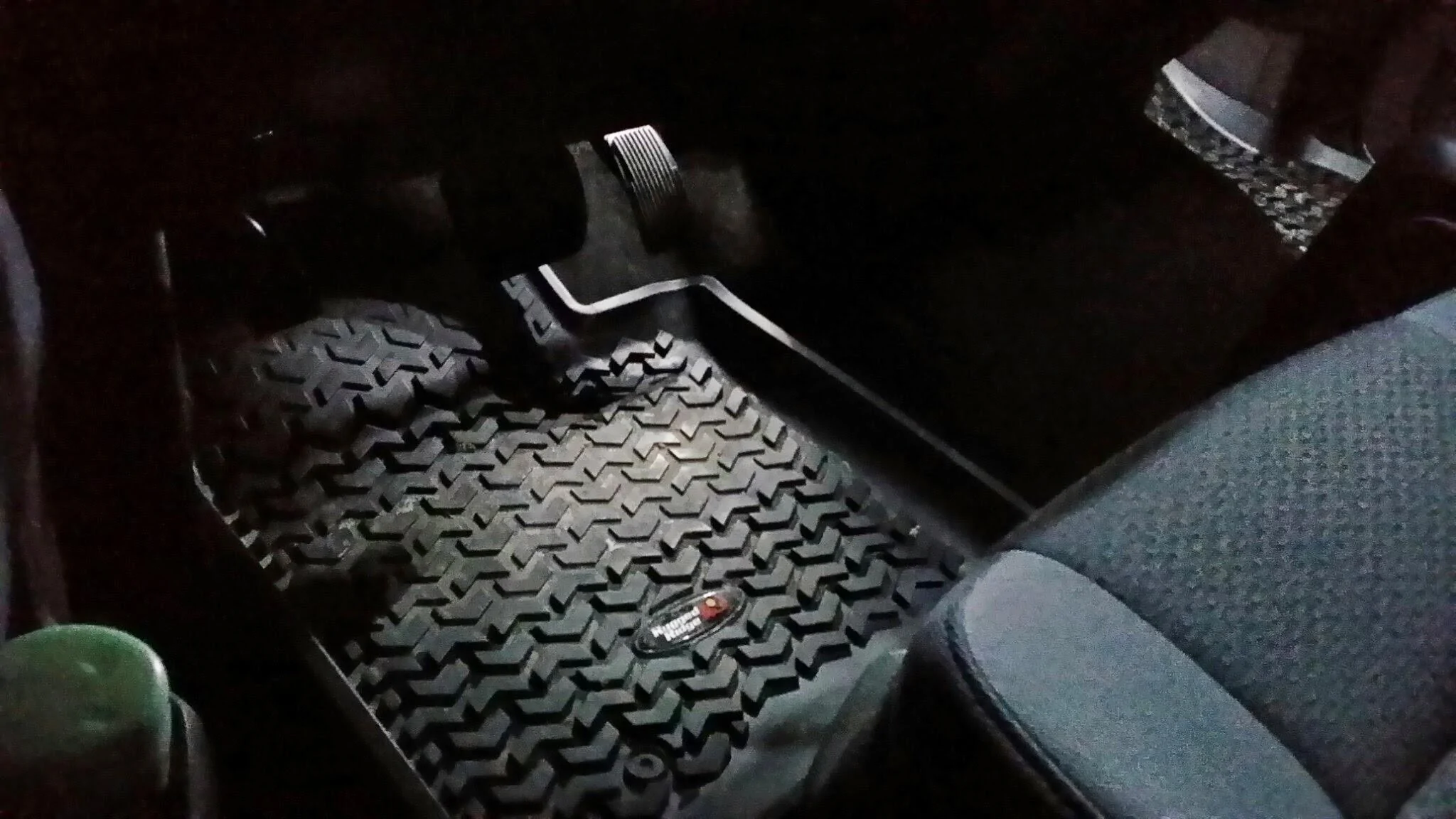 Ford Maverick Added some ambiance lighting! 20140118_014709