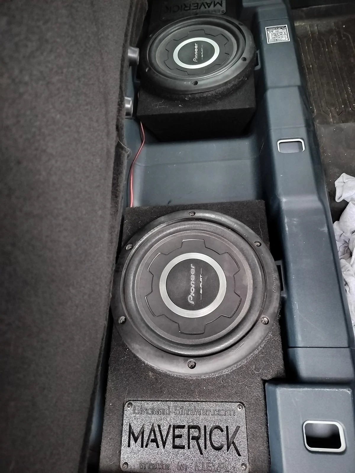 Ford Maverick Was going to build a subwoofer enclosure, but... 1000001956