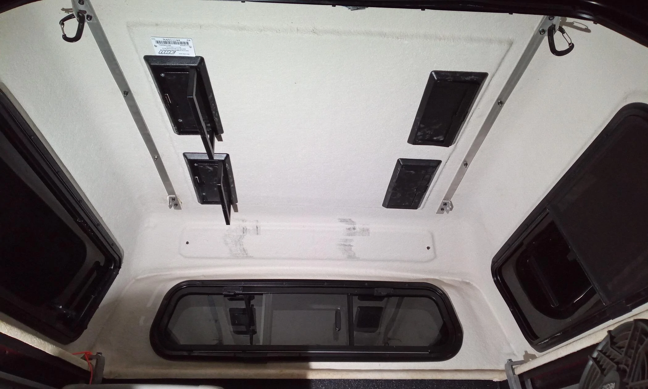 Ford Maverick A.R.E. Topper rear window height - V vs MX? IMG_20230917_185445_676