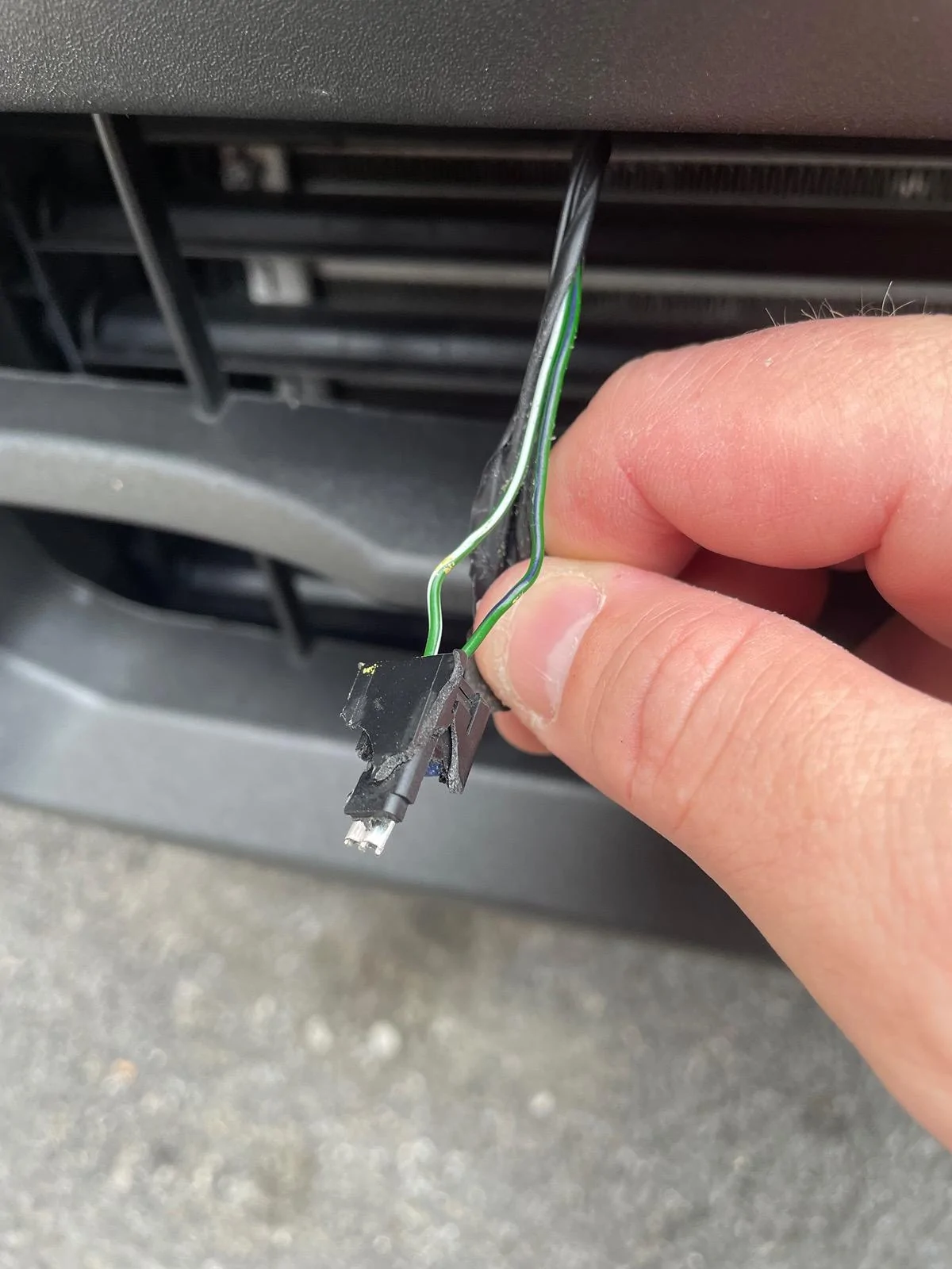 Ford Maverick Need help Ambient air sensor/pig tail question IMG_1071
