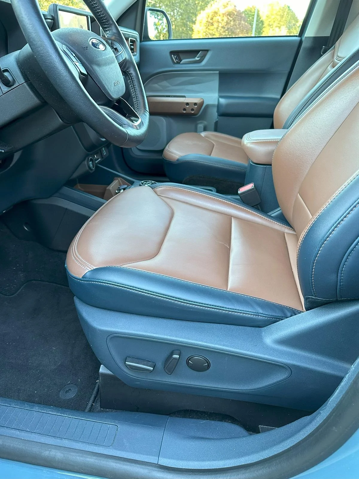 Ford Maverick 2022 Ford Maverick Lariat Hybrid, Luxury Package, Towing Package Maverick_12