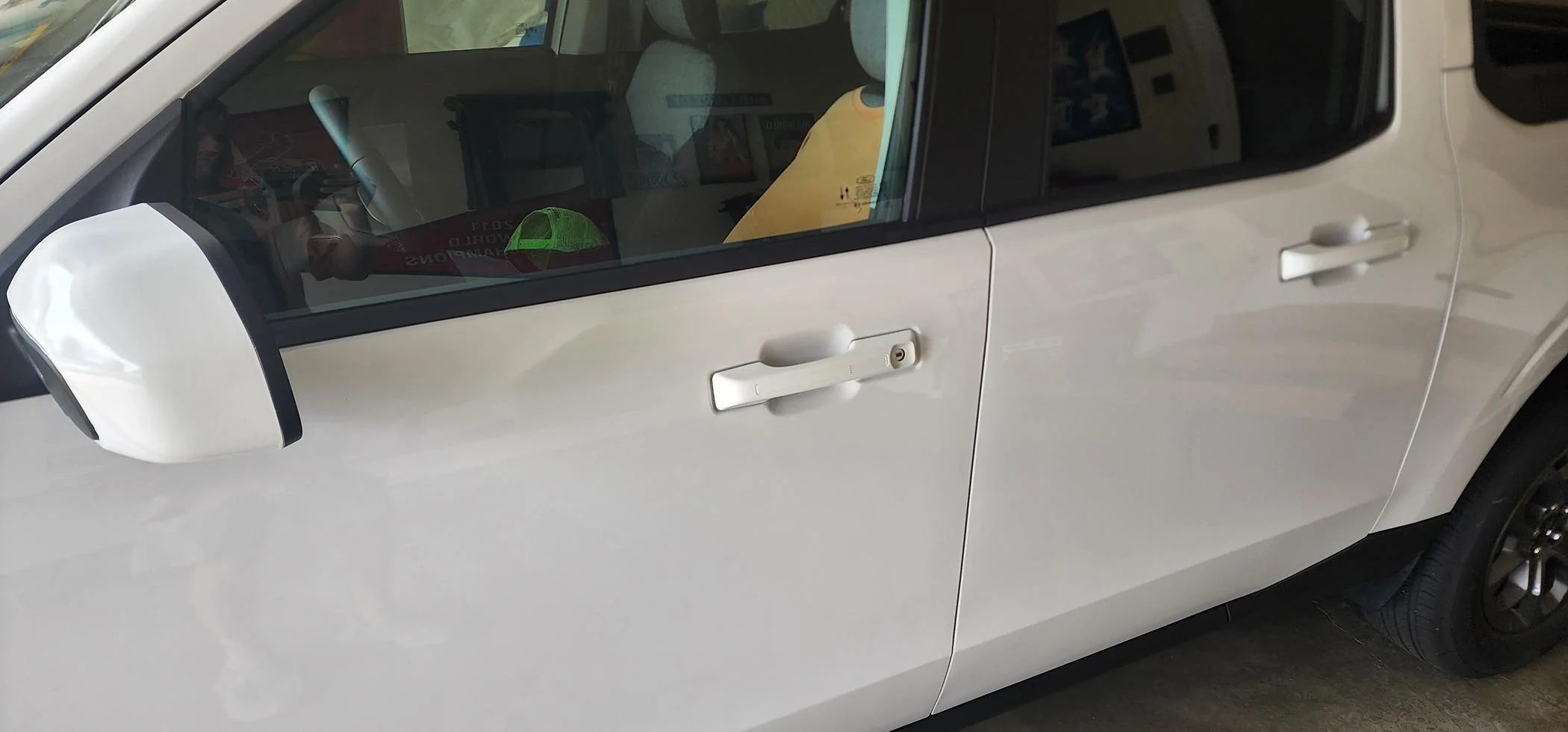 Ford Maverick Mirror caps and door handles removal and install tips? 20240608_115512