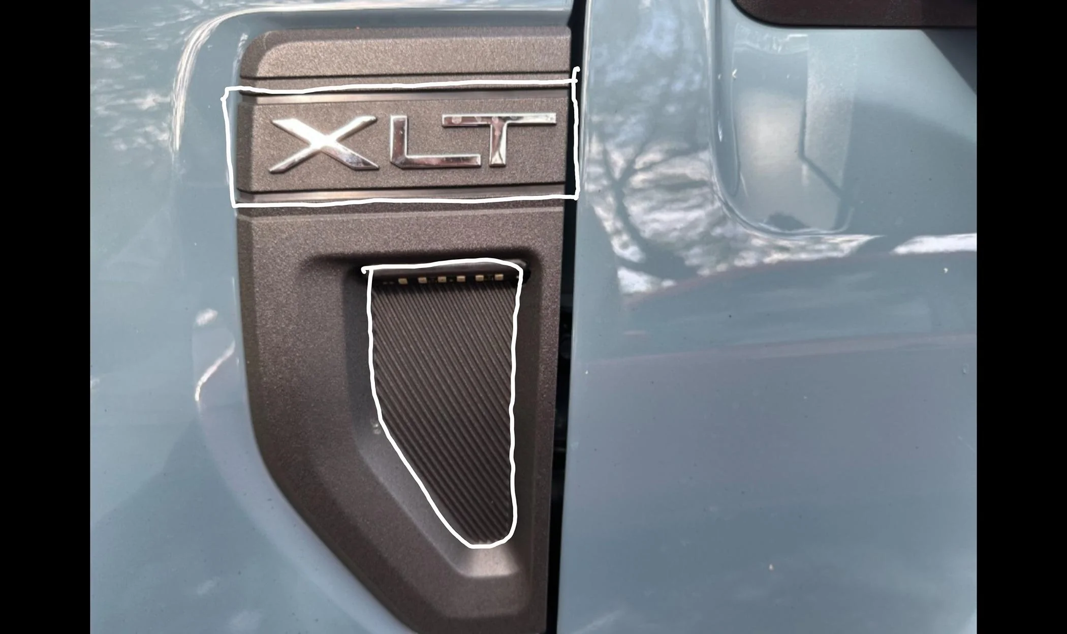 Ford Maverick Mabett side marker lights turn signals Screenshot_20240608_140317_Gallery