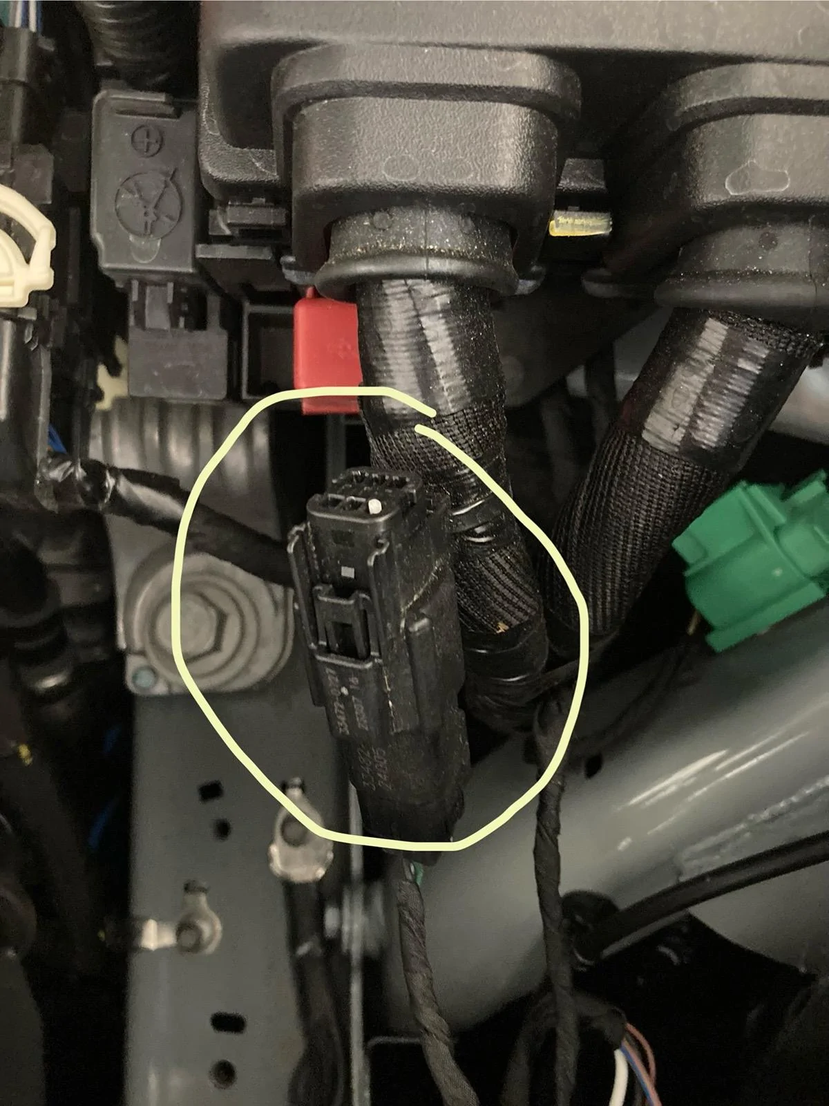 Ford Maverick Unused Connector Purpose IMG_2513