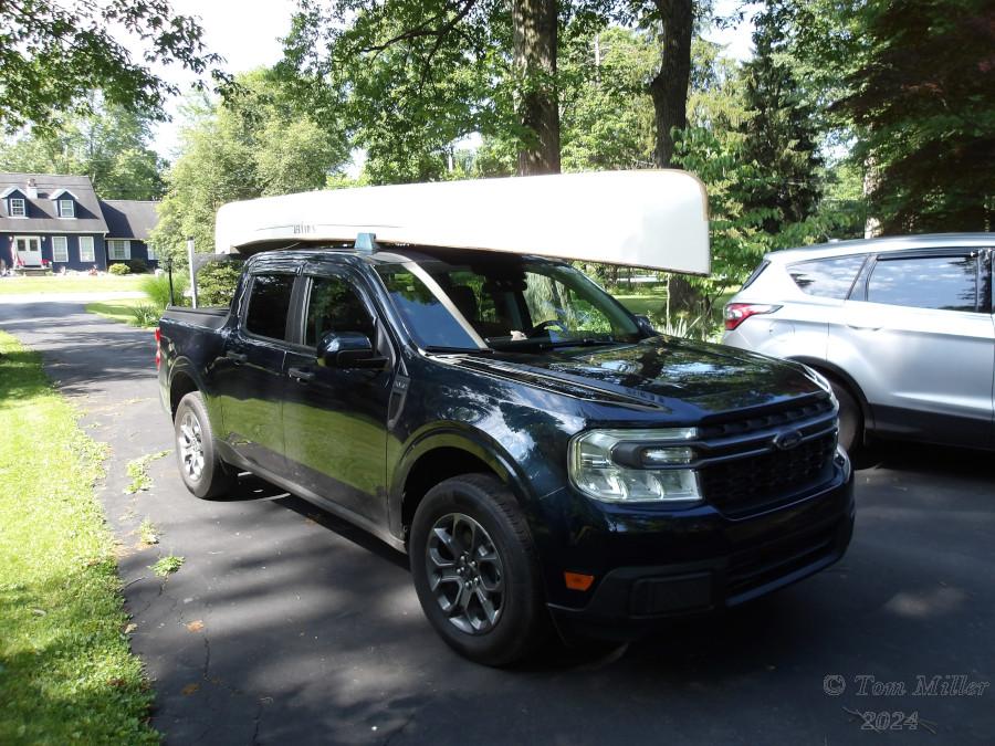Ford Maverick Low budget rack system installed. 448308468_10221548464415765_9204769751796469029_n
