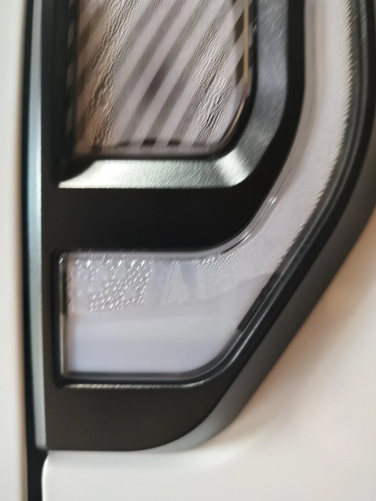 Ford Maverick Problem with Mabett Fender Turn signals IMG20240614085424