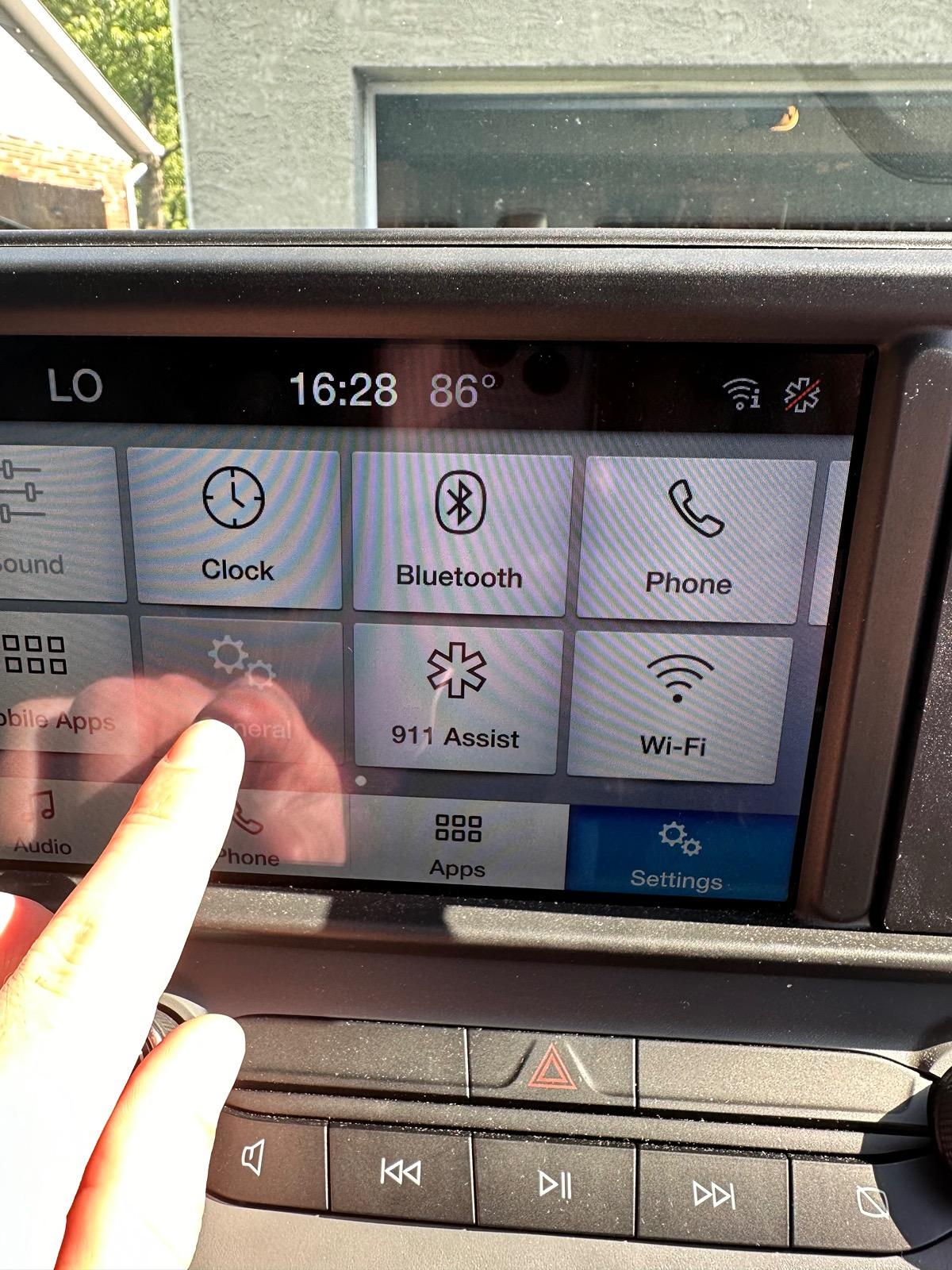 Ford Maverick Radio problems IMG_3746
