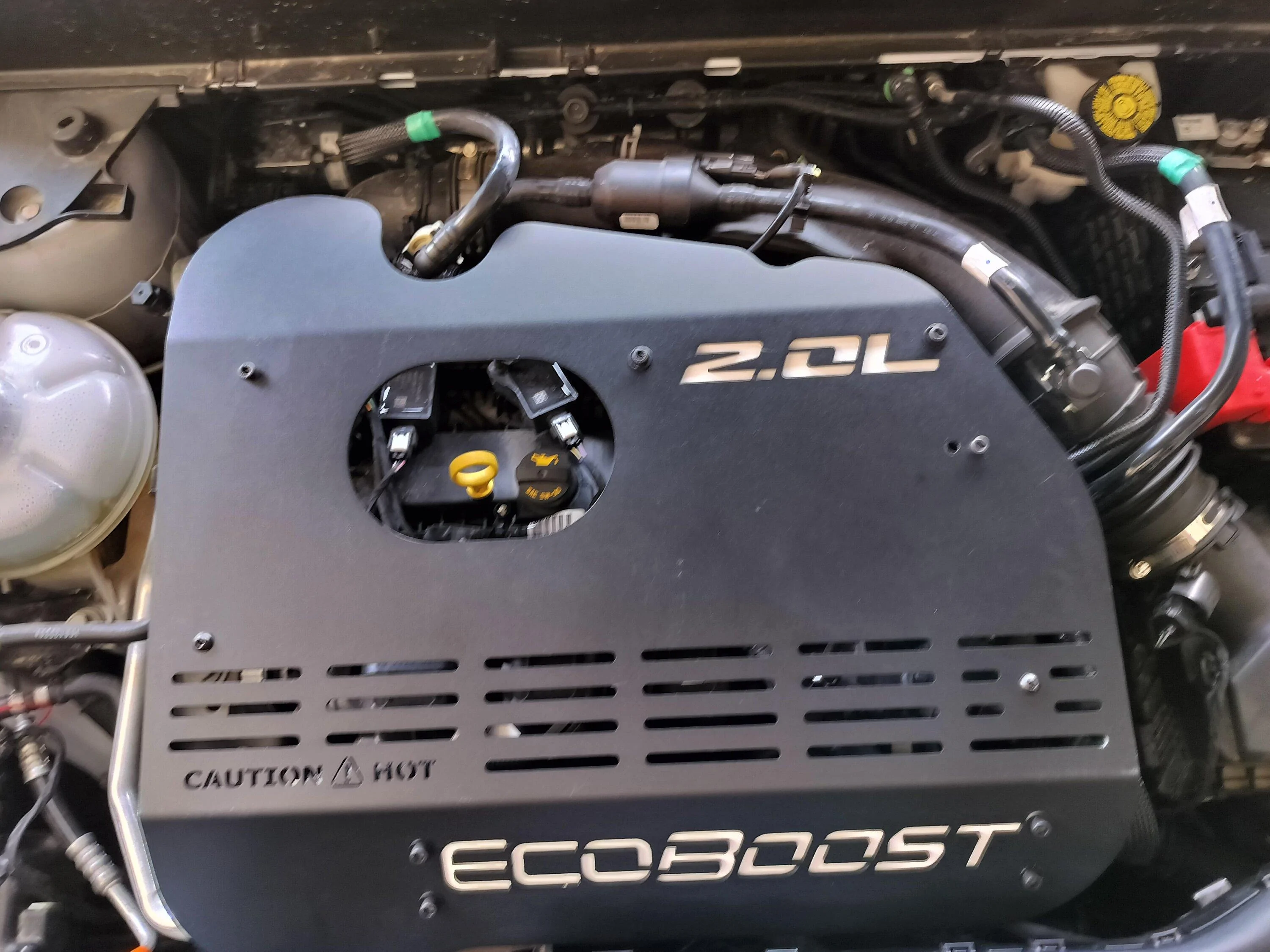 Ford Maverick 2.0 EcoBoost Engine Cover installed w/ custom painted lettering IMG20240615124405