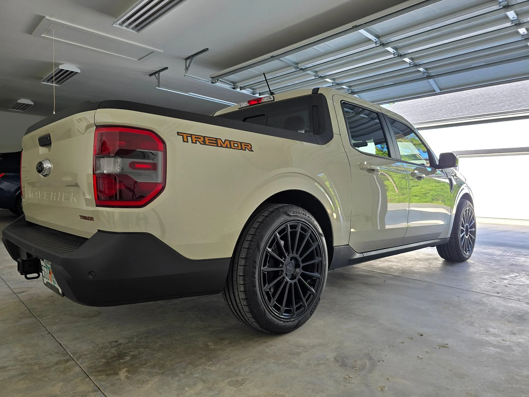 Ford Maverick Lowered Terrain Maverick with wheels?? 1000001344