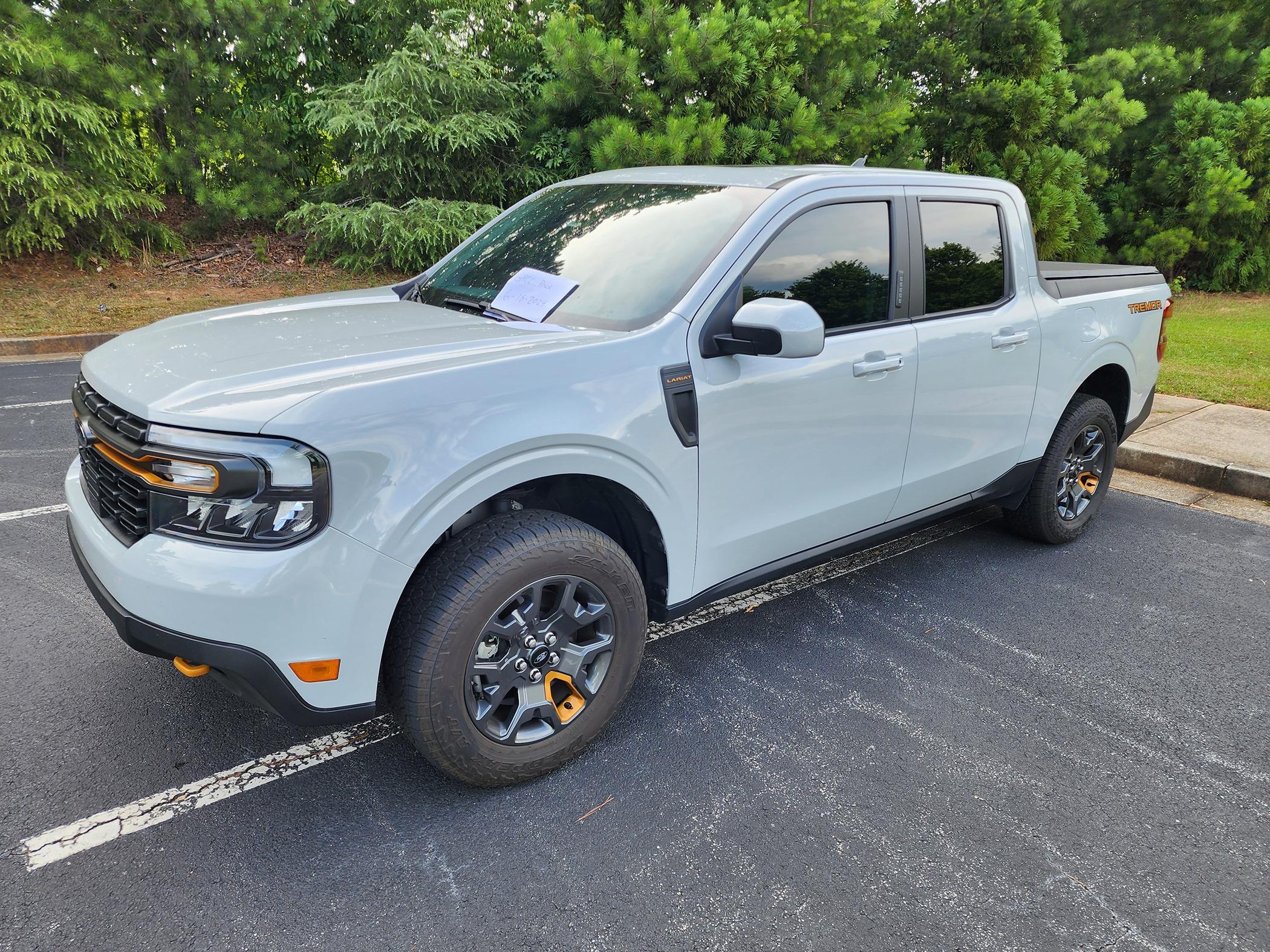 Ford Maverick 2023 Maverick Lariat Tremor, Avalanche Grey - $37,000 OBO 20240618_173455