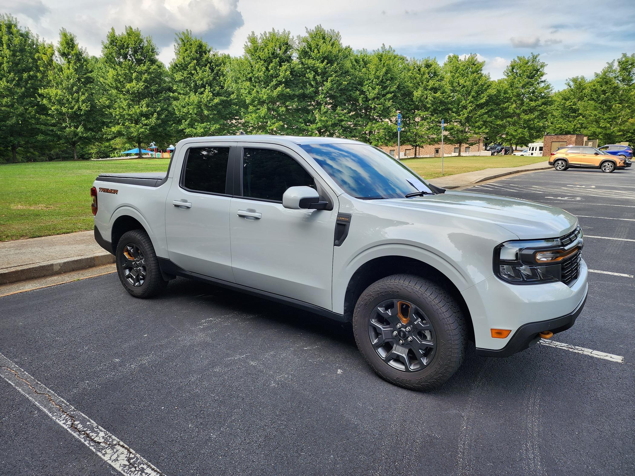 Ford Maverick 2023 Maverick Lariat Tremor, Avalanche Grey - $37,000 OBO 20240618_173504