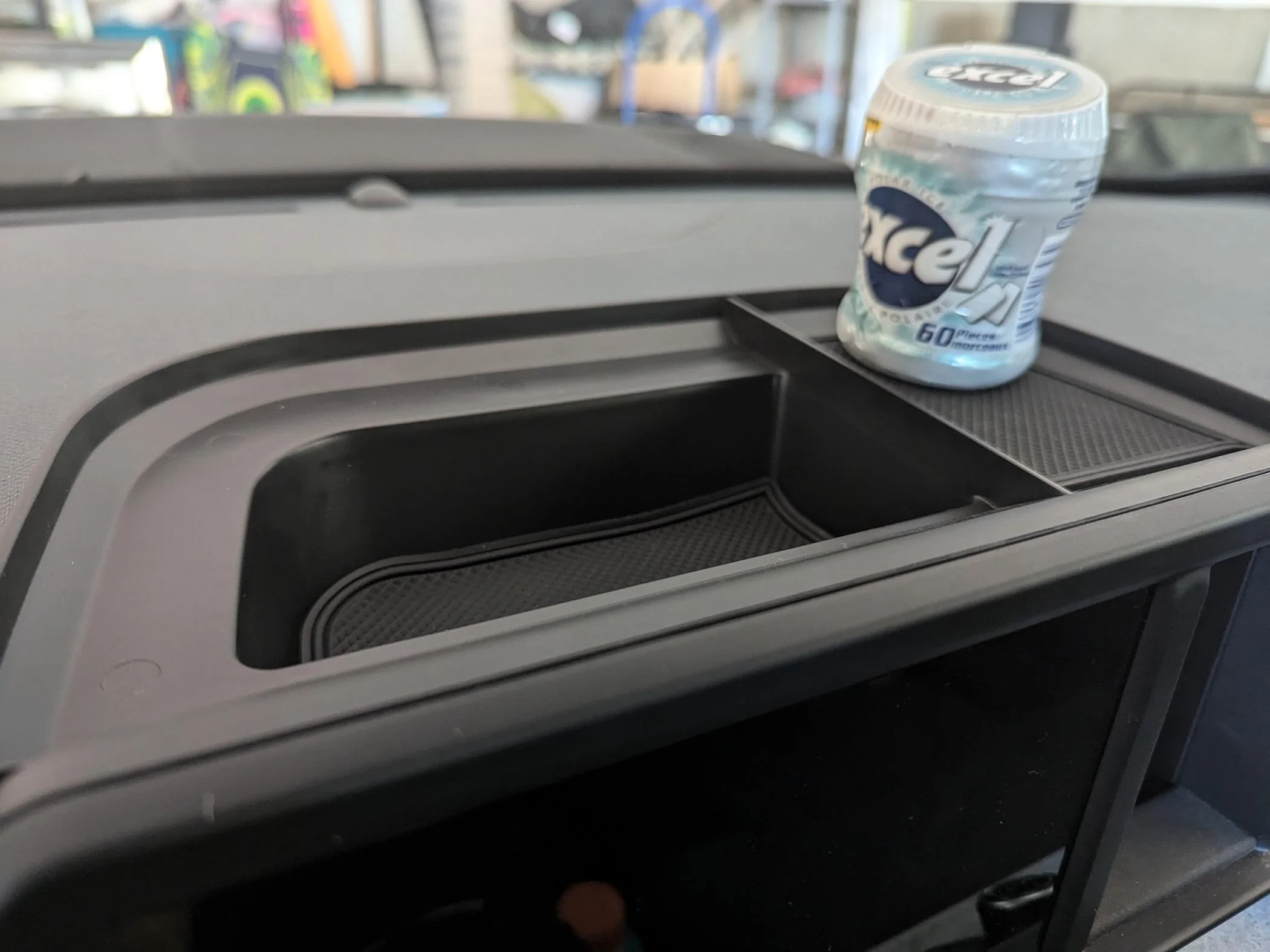 Ford Maverick Muslogy vs. other center console dash tray PXL_20240622_175816907
