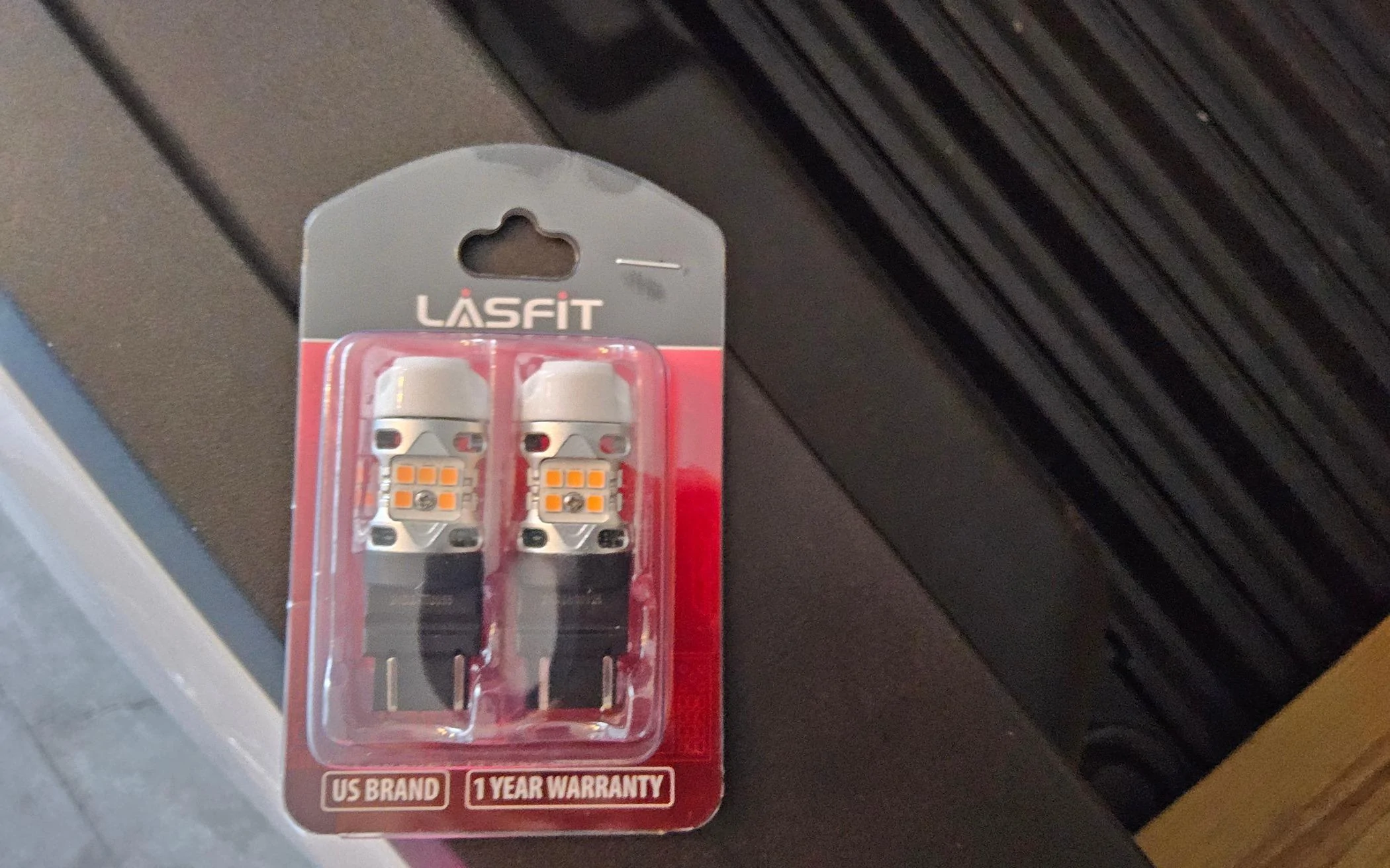 Ford Maverick Adding LED bulbs F&R. 17191023608865697028141074016945