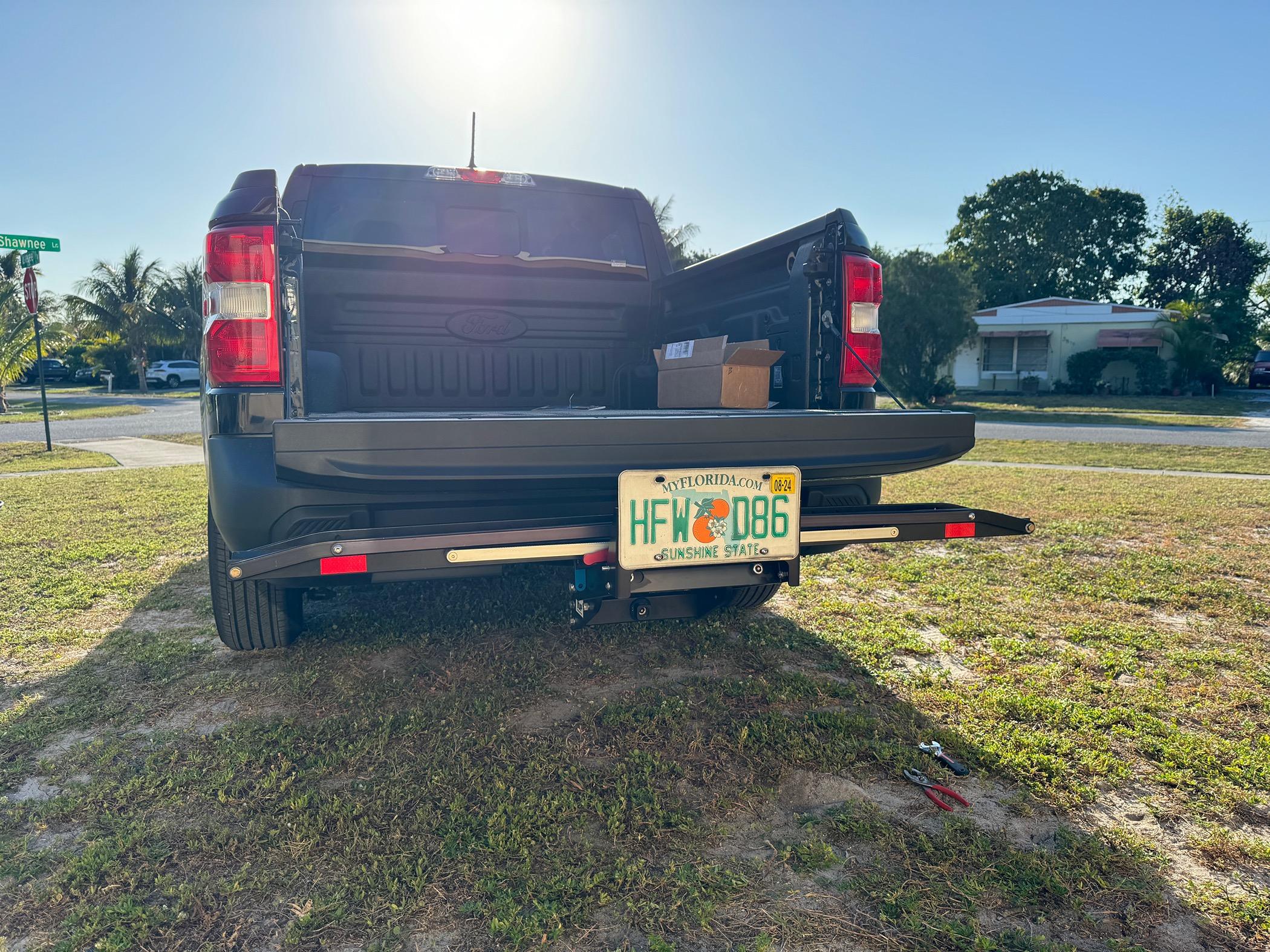 Ford Maverick 1up Heavy Duty Bike Rack - tailgate clearance without modification IMG_4725