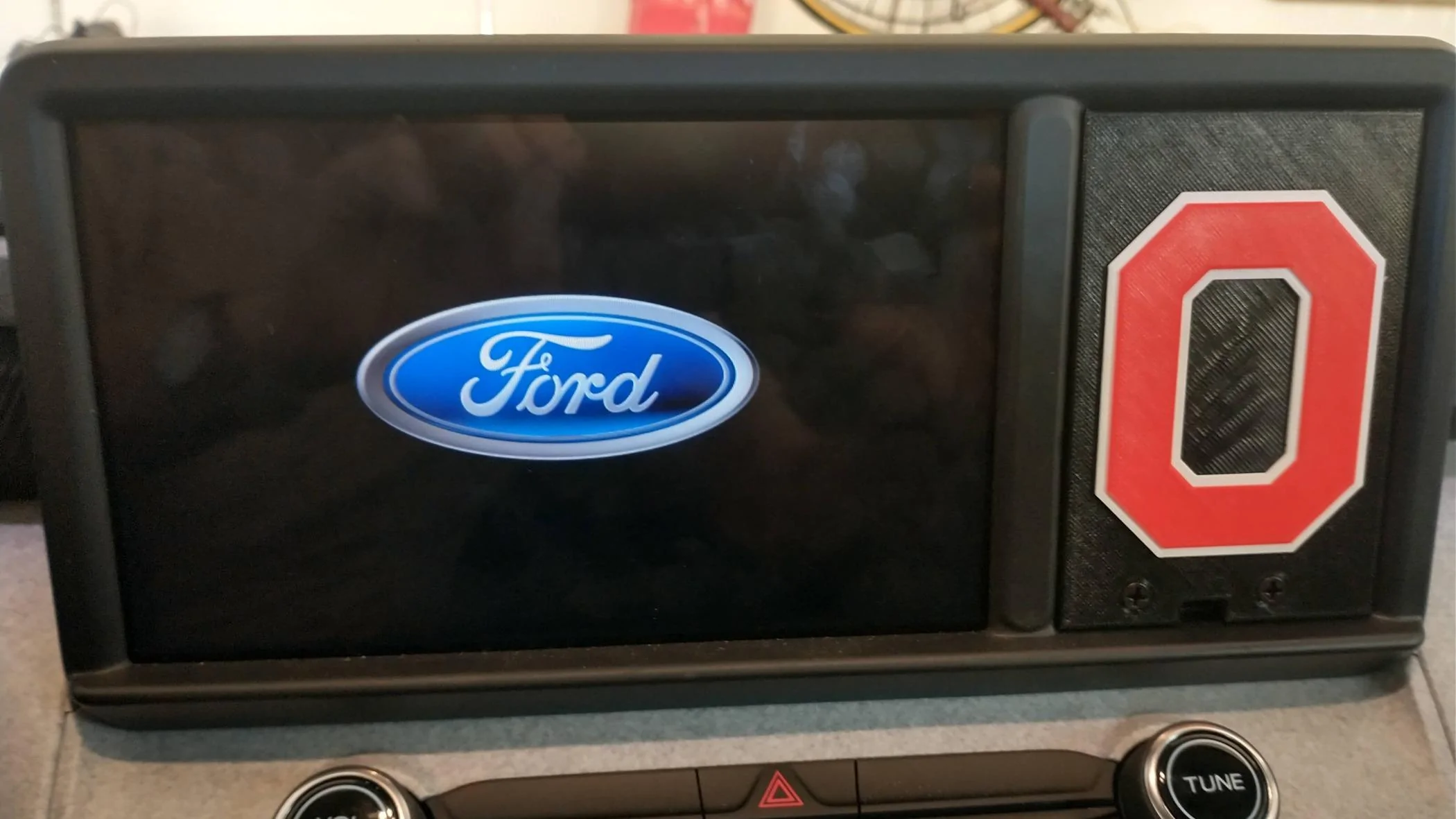 Ford Maverick Dash cubby hole -- what's in yours? 📸 IMG_20240606_072908202_HDR