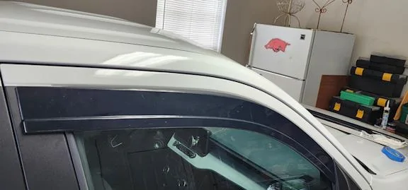 Ford Maverick ford vent visors too short Deflector Photo 2