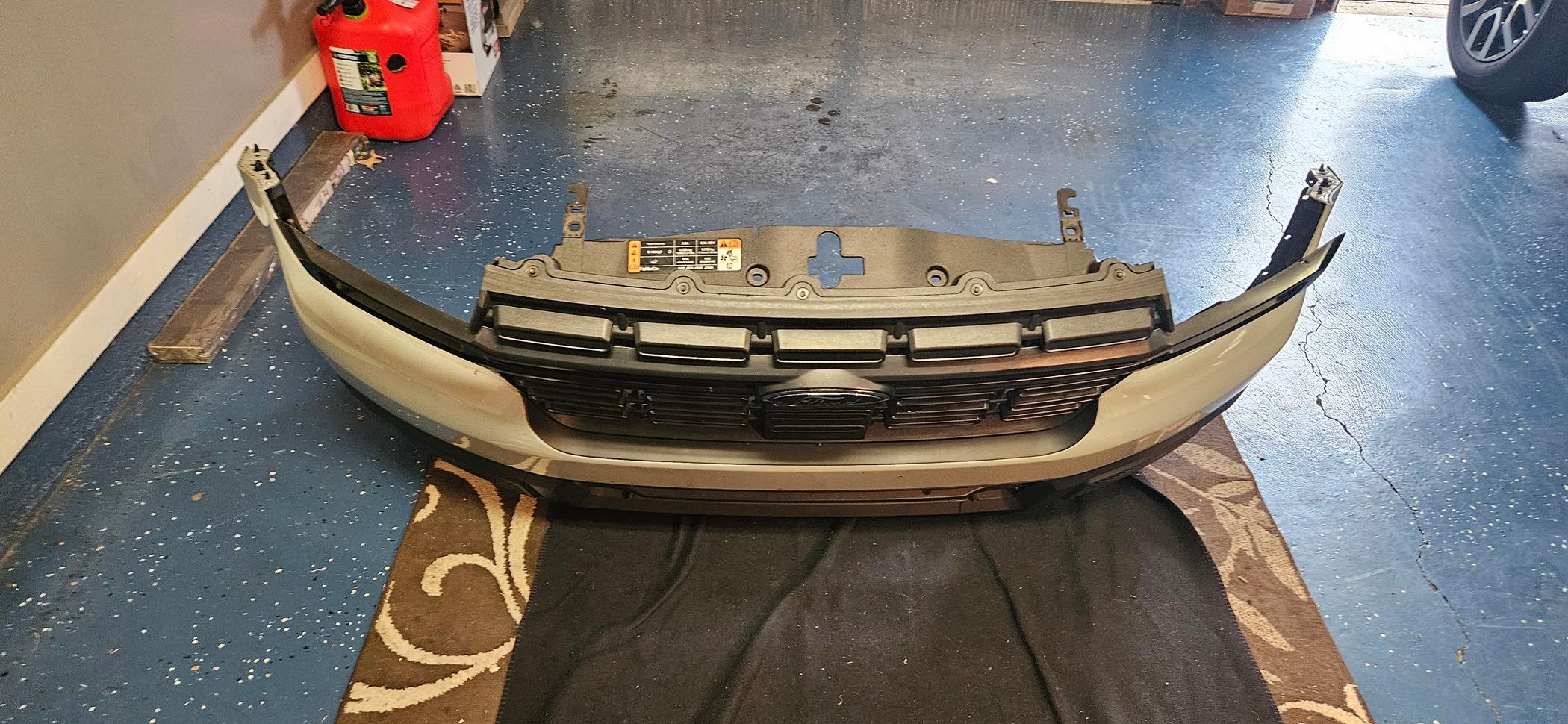 Ford Maverick 2022 Cactus Gray Maverick Lariat AWD build 20240409_160334