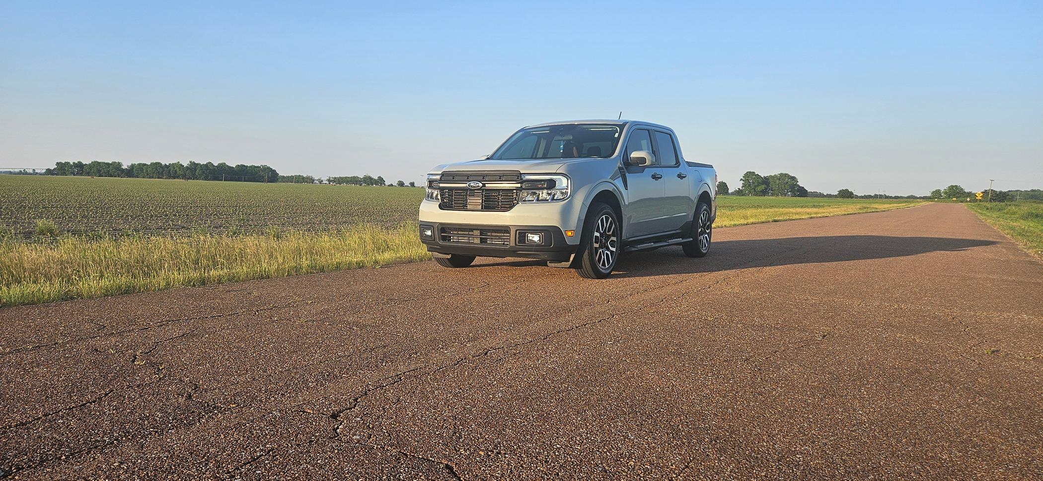 Ford Maverick 2022 Cactus Gray Maverick Lariat AWD build 20240520_191348