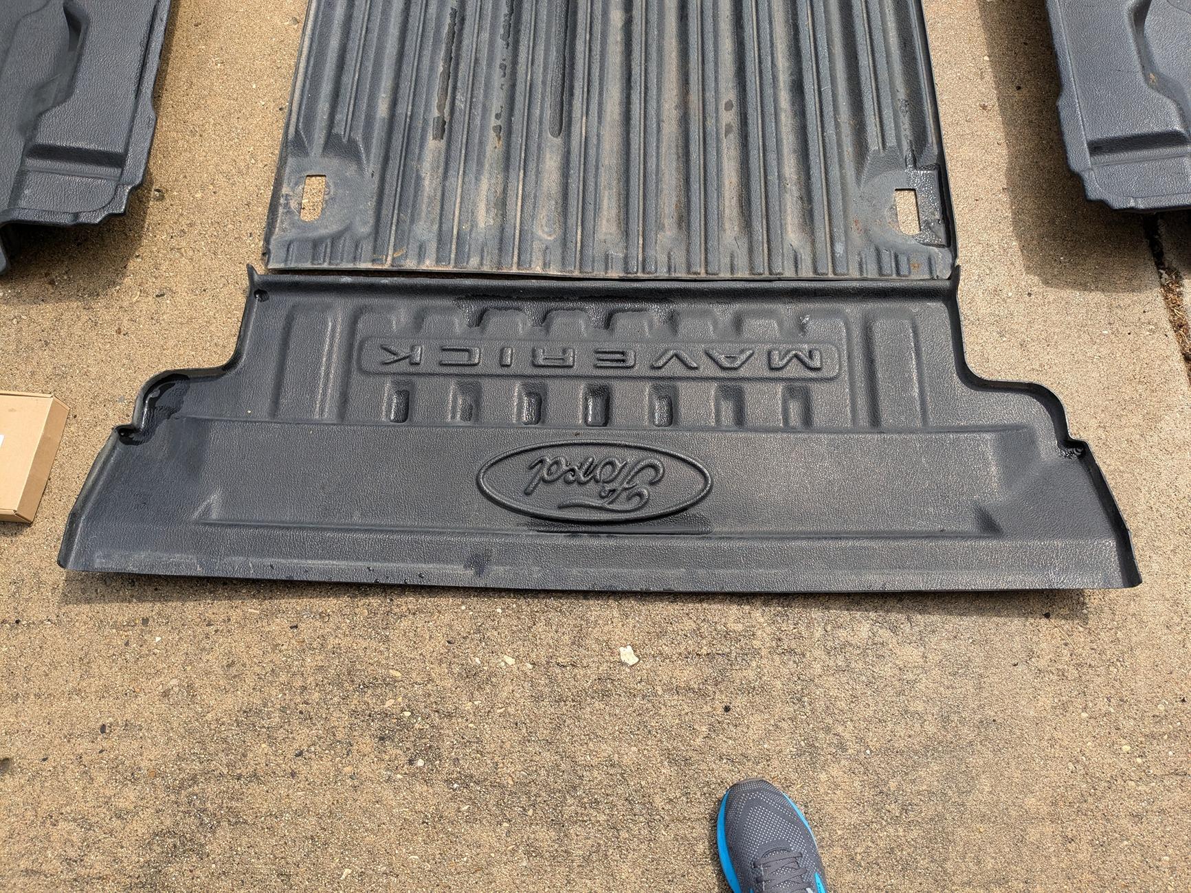 Ford Maverick Ford Factory Bed Liner - $75 REDUCED PXL_20240622_154420557