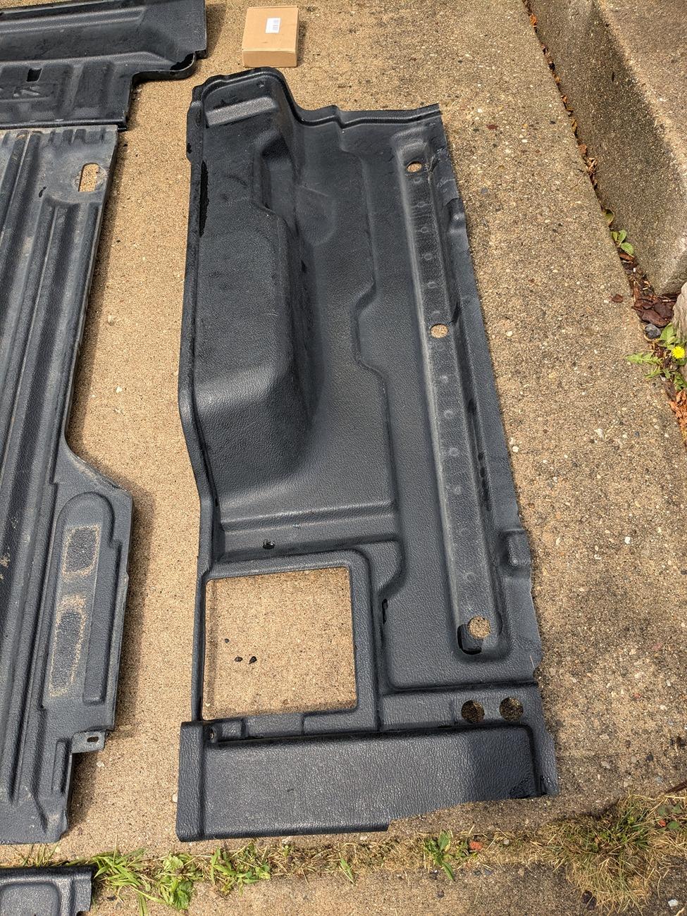 Ford Maverick Ford Factory Bed Liner - $75 REDUCED PXL_20240622_154400769.MP