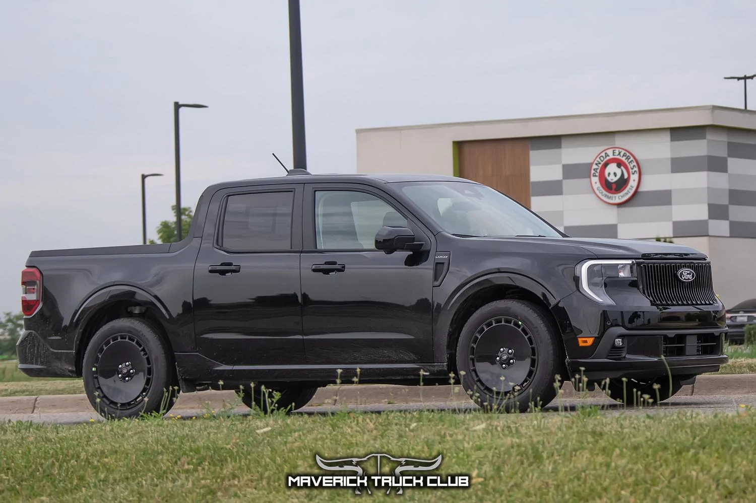 lobo-maverick-st-refresh-black-5.jpg