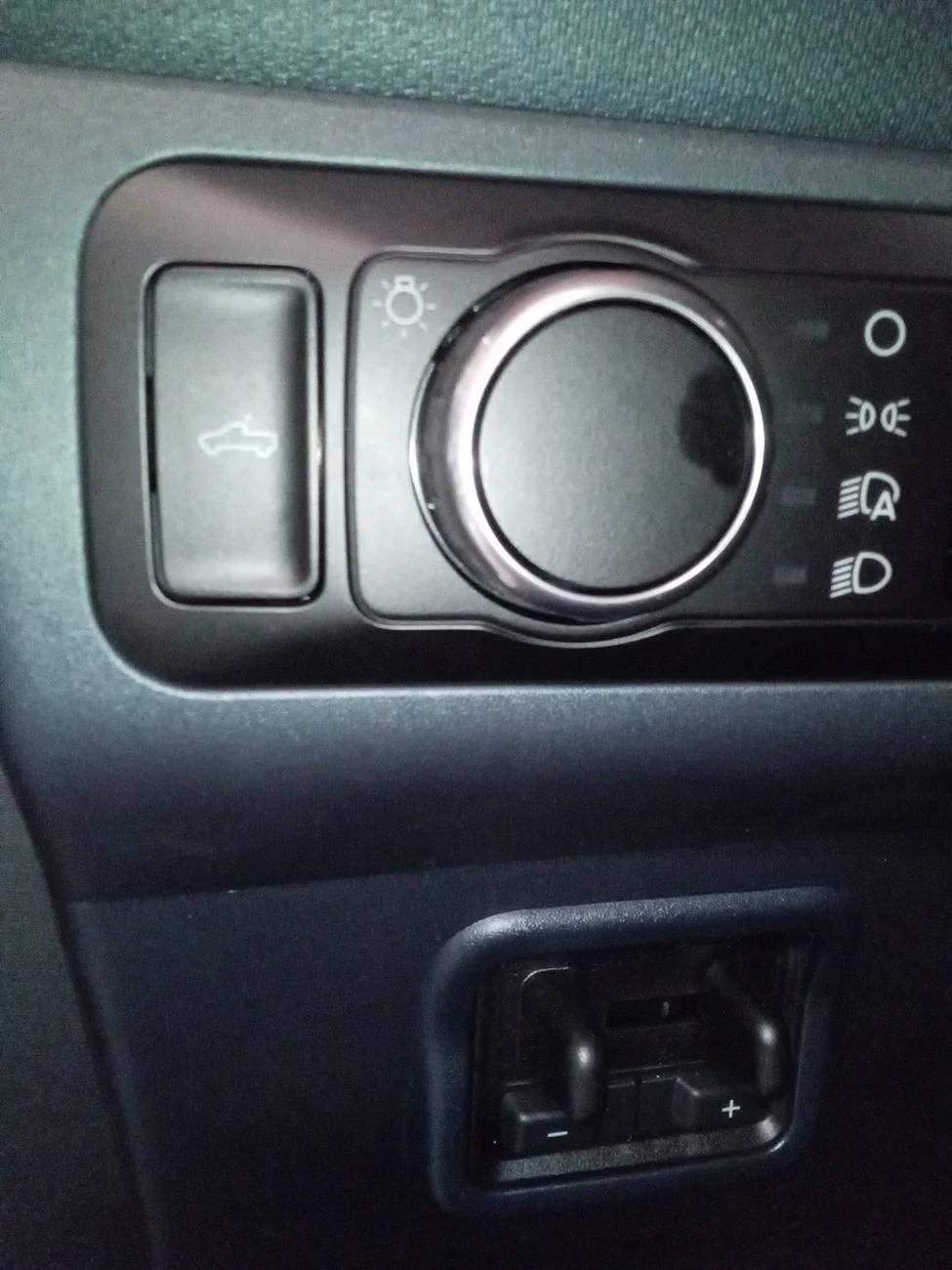 maverick button.jpg