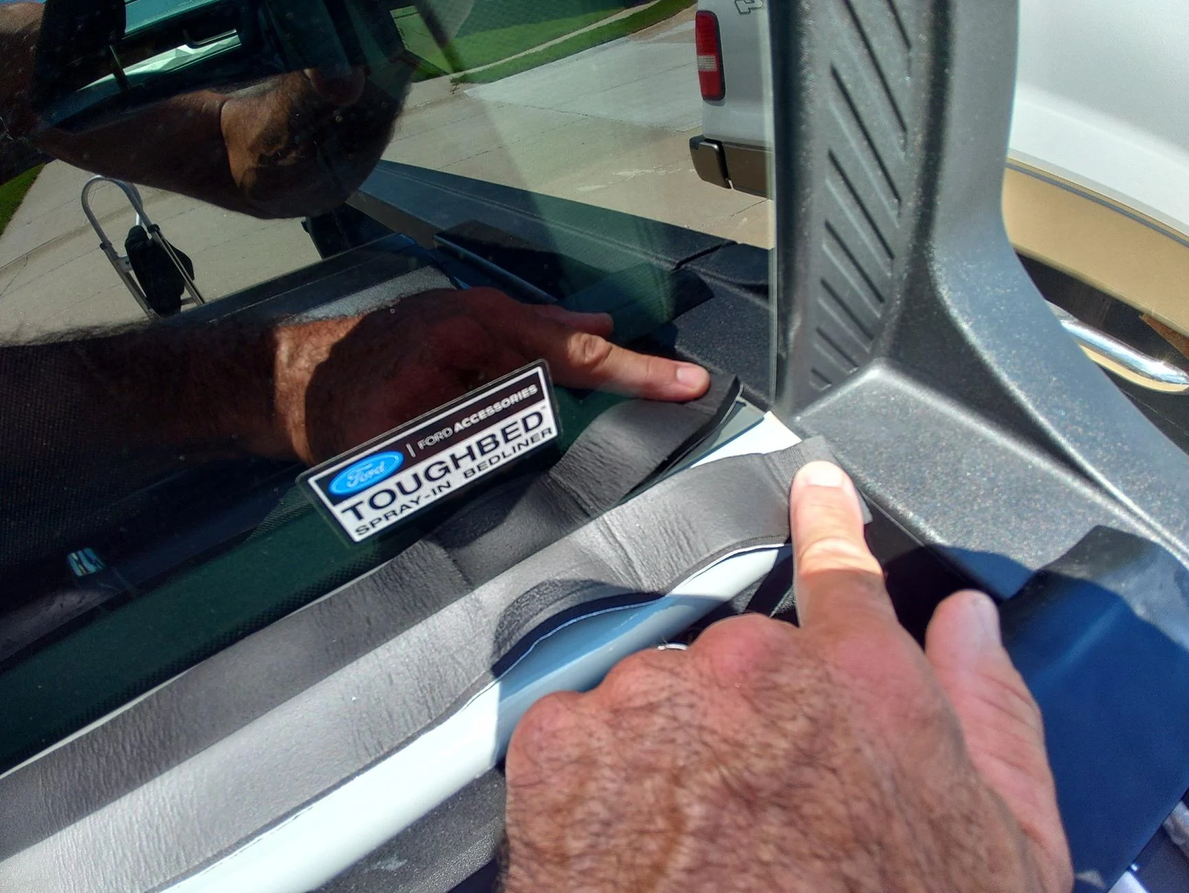 Ford Maverick Syneticusa retractable cover KIMG0219