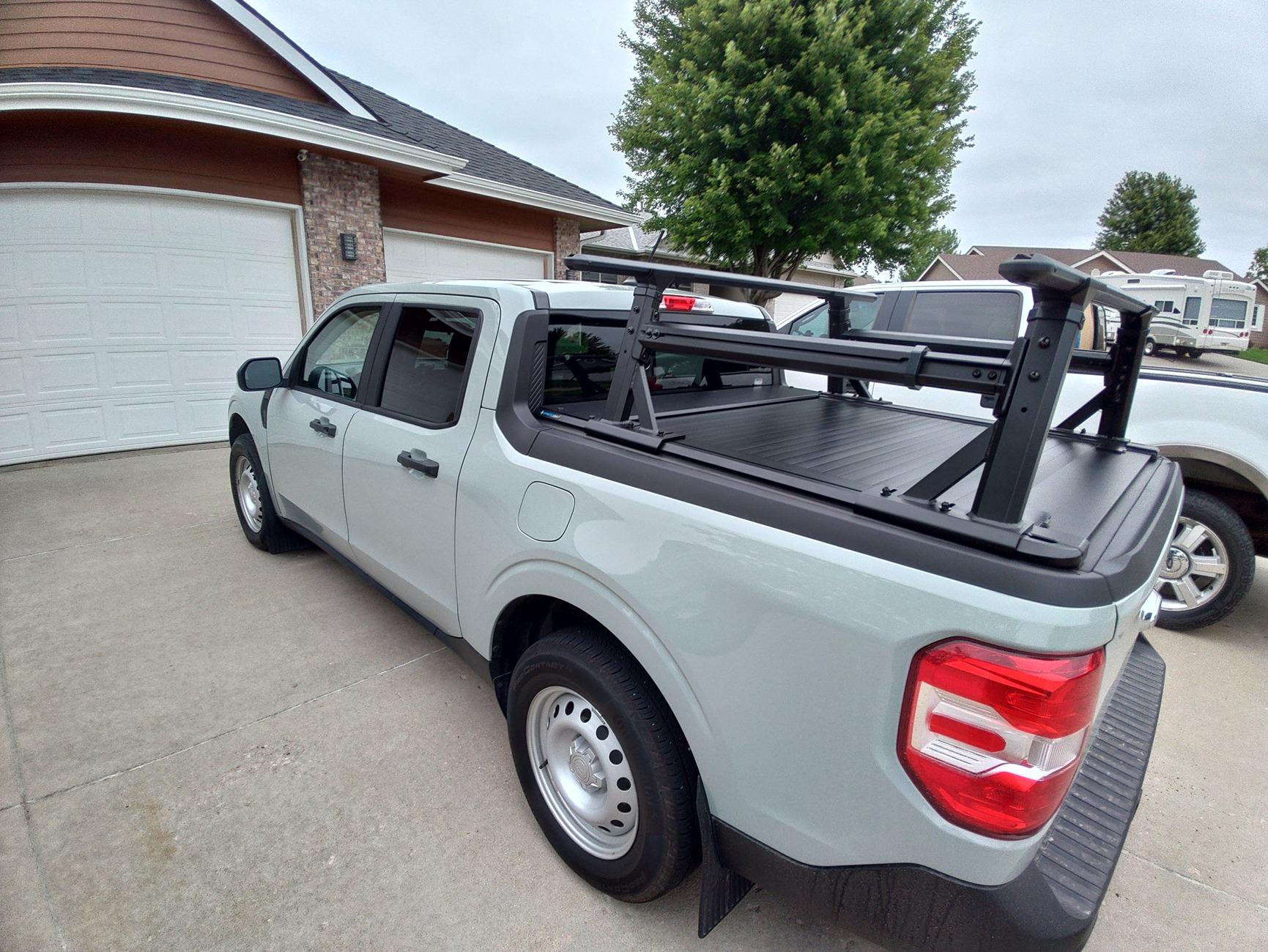 Syneticusa MR Retractable Hard Tonneau Cover For 2022-2026 Ford Maverick 4'6" Bed