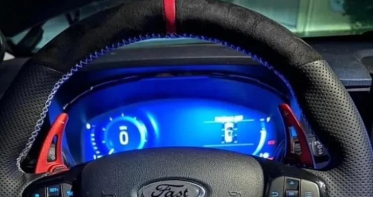Ford Maverick Explorer *ST* digital cluster IMG_0873
