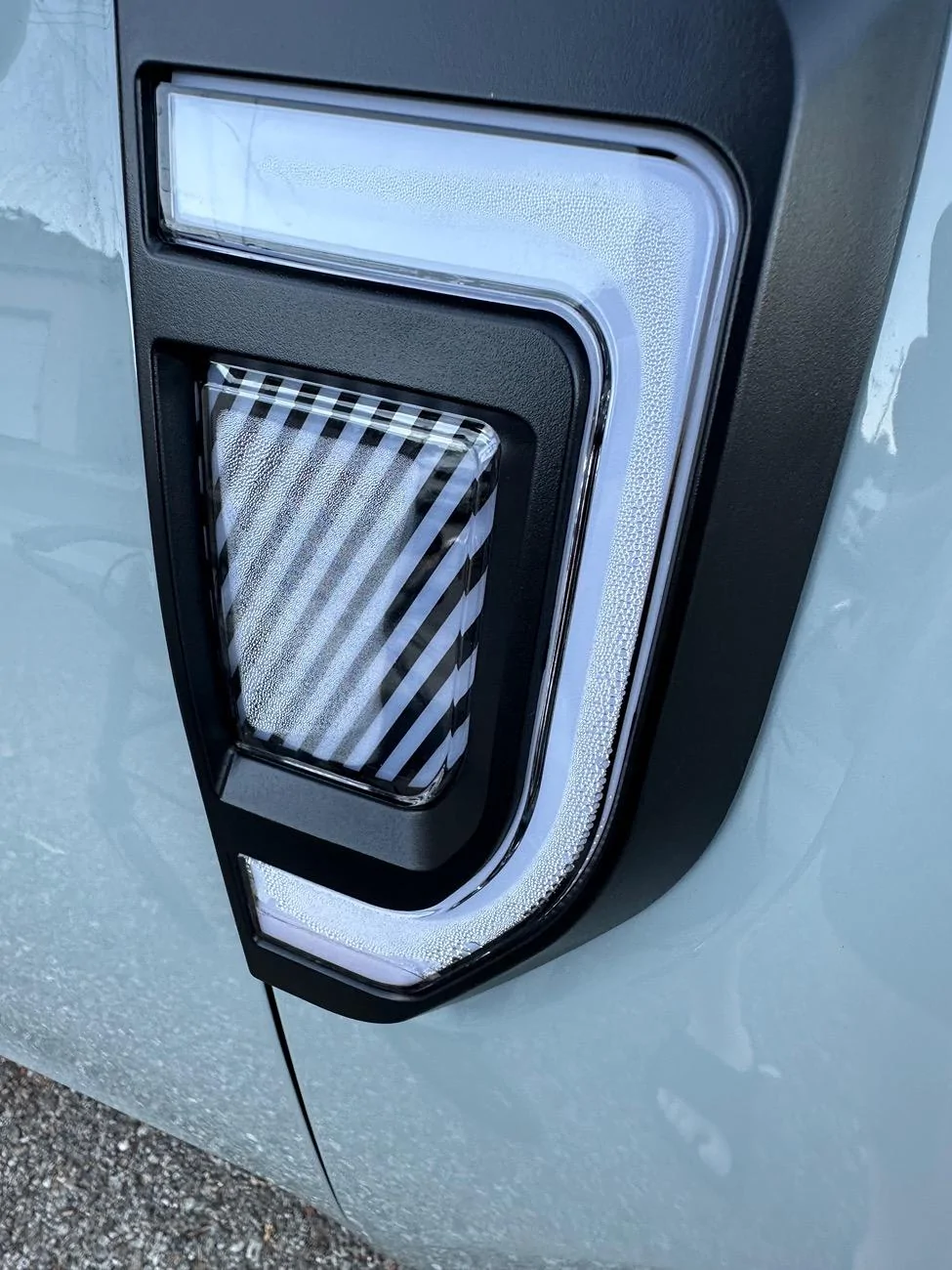 Ford Maverick Mabett side marker lights issues. IMG_0723