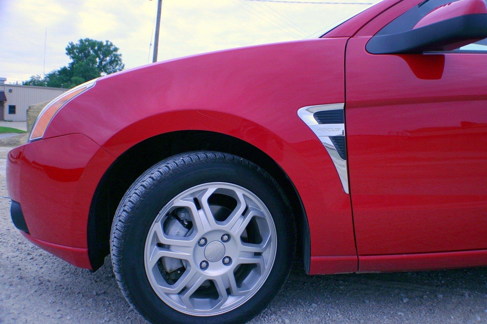 Ford Maverick Letter F marker lights Ford-Focus-fender