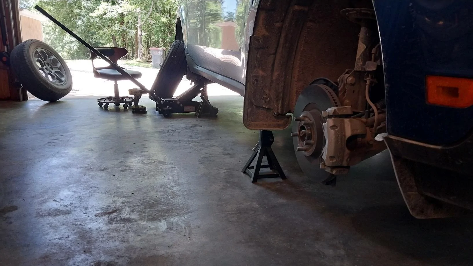 Ford Maverick Tire Rotation: Pinch Weld Protectors, Jack Point Musings 1000008564
