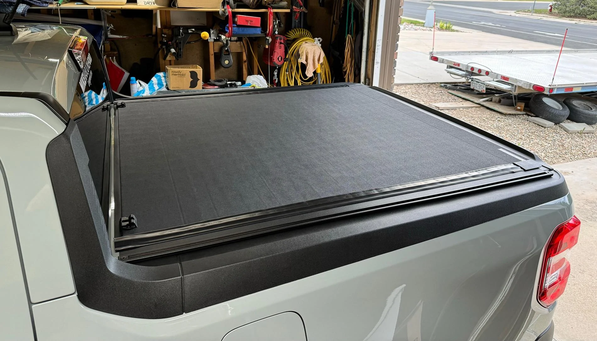 Ford Maverick XLT (300A) - what is power locking tailgate? IMG_1741