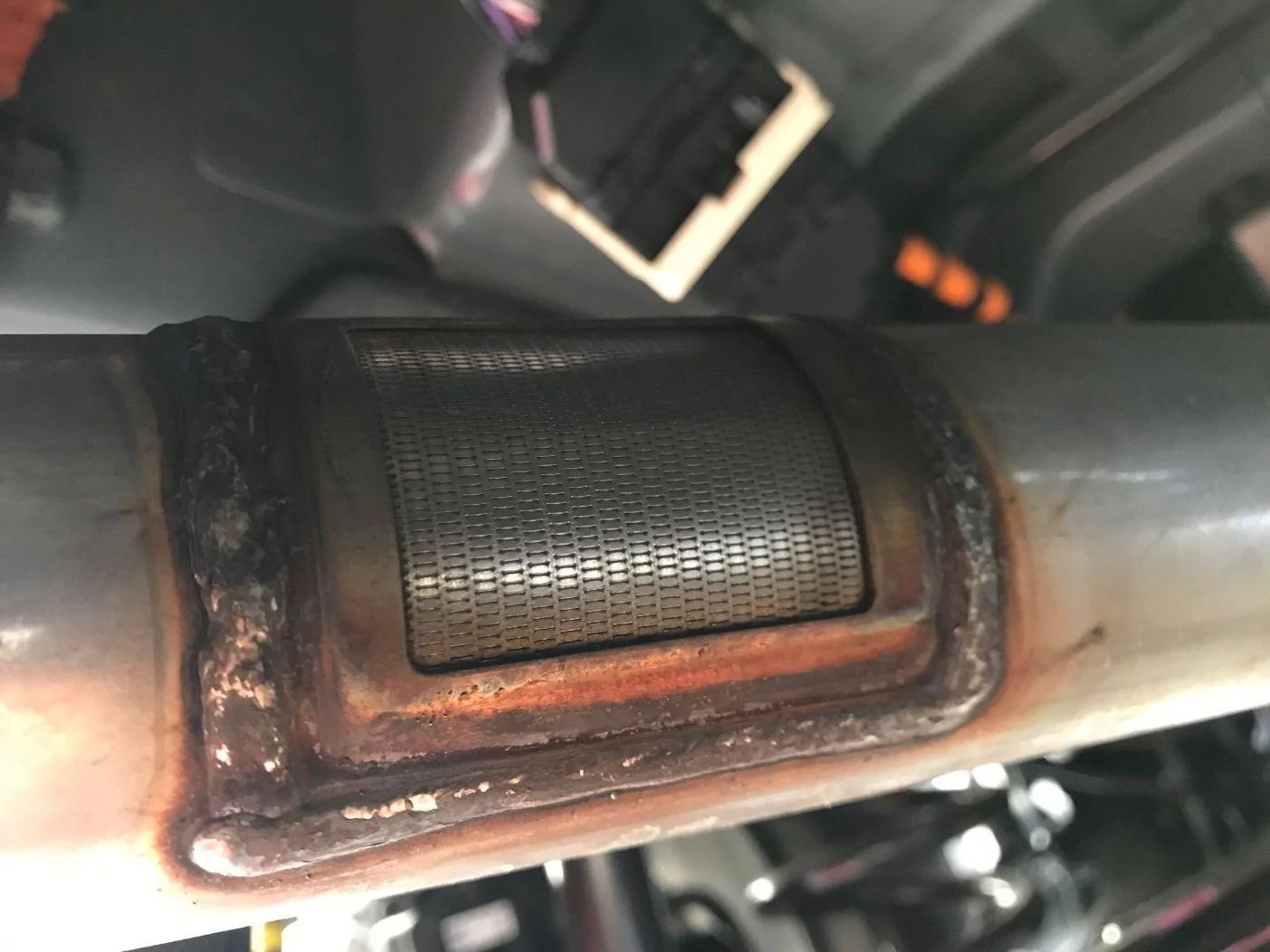 Ford Maverick 2024 Hybrid exhaust pipe what the heck is this??? IMG_3477