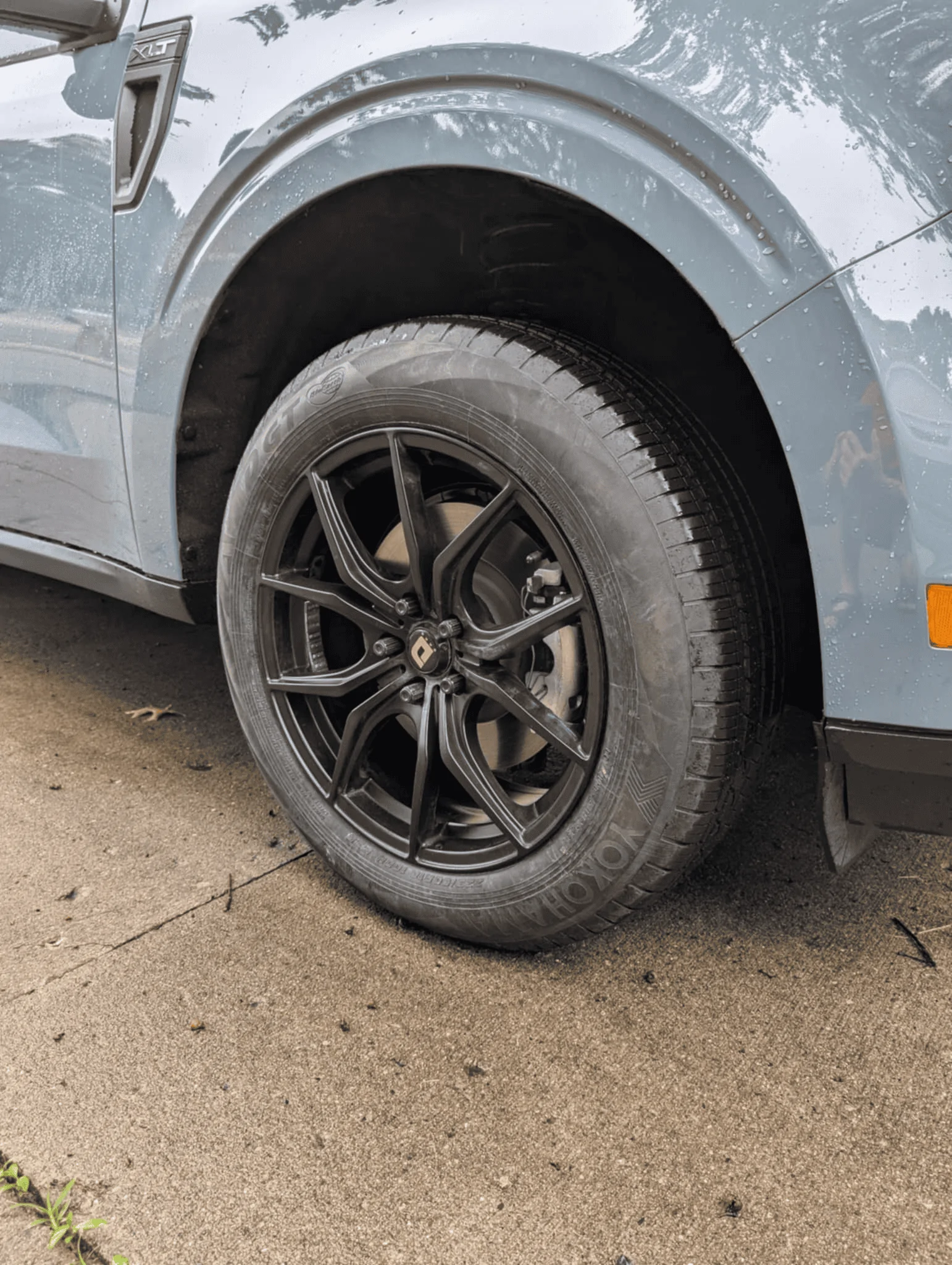 2024 Azure Gray Maverick XLT Hybrid with 18