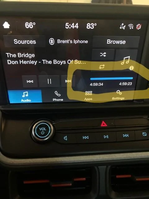 Ford Maverick Strange random time on screen IMG_3882 (002)