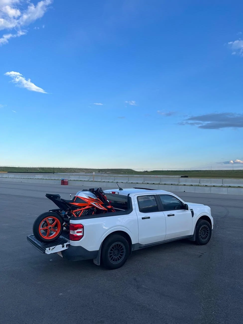 Ford Maverick Review: Air Lift 1000 Air Bag Spring Kit For Hybrid FWD IMG_1111