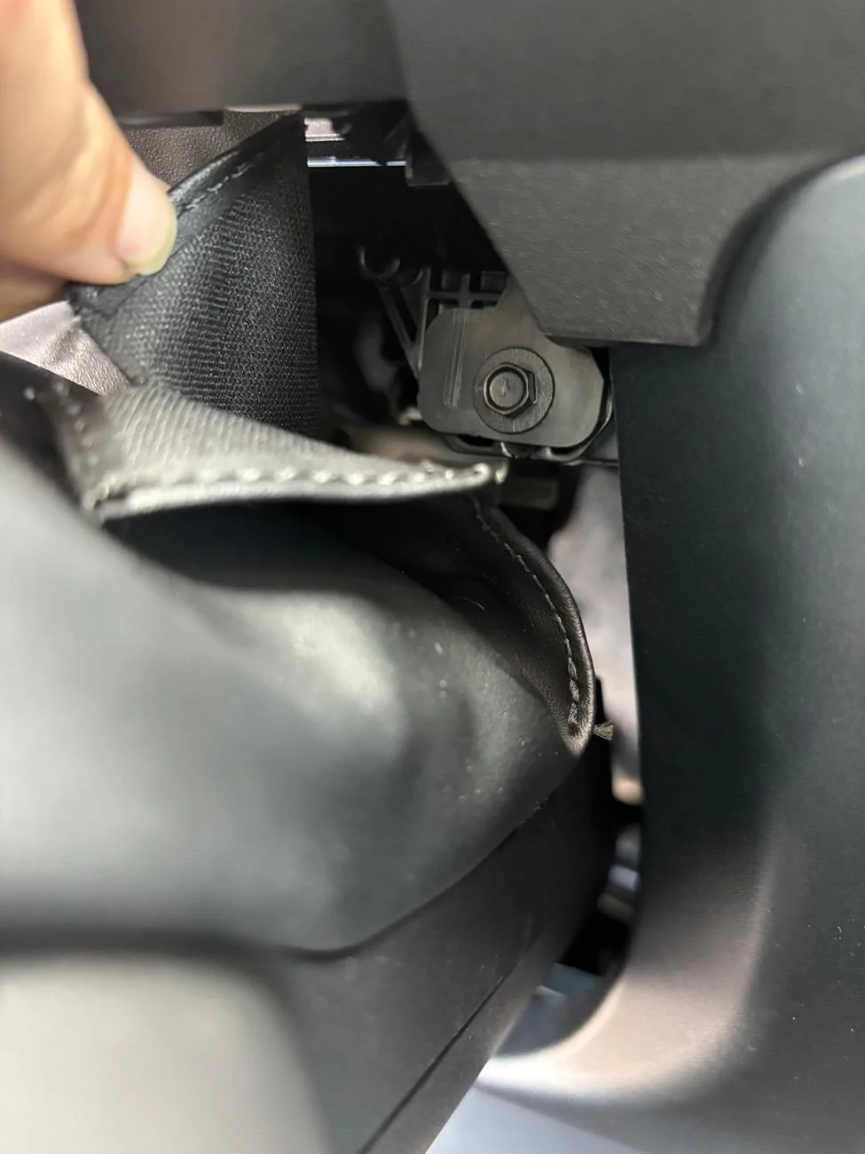 Ford Maverick Top Steering Wheel Column to Dash Cover IMG_2064