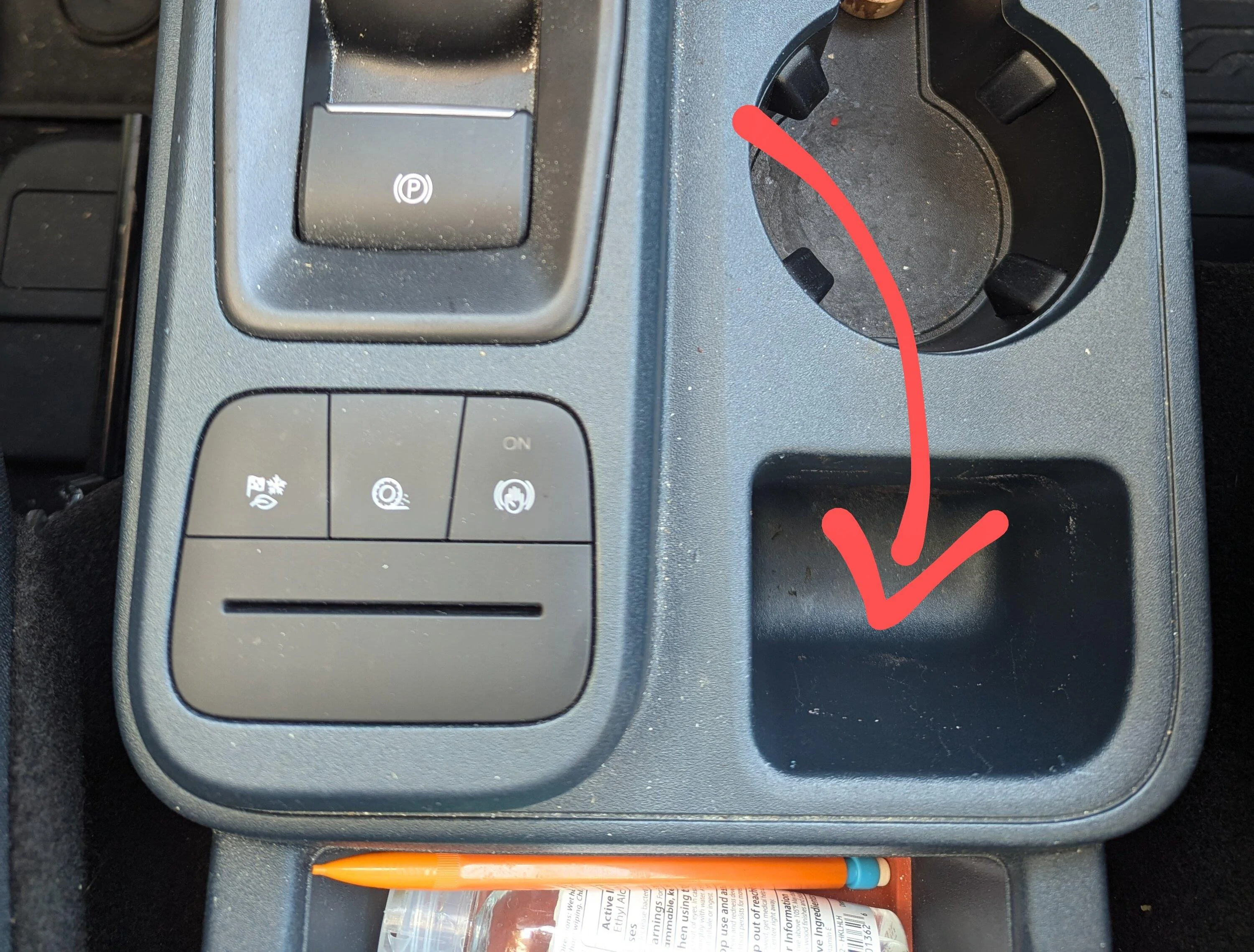 Ford Maverick Anyone have the dimensions of this center console cup thing? 1000009691