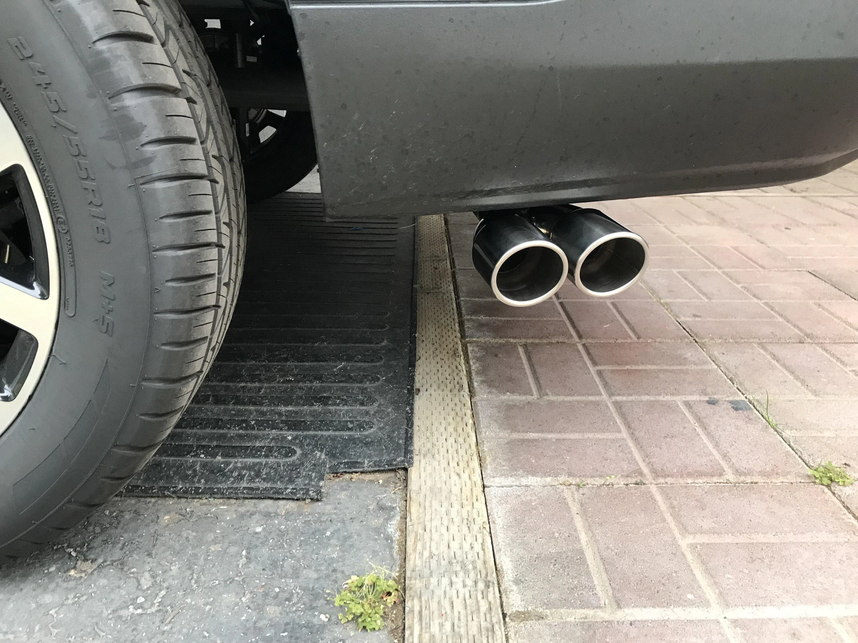 Ford Maverick Custom Exhaust tip for my 2.5L Hybrid Maverick IMG_3561