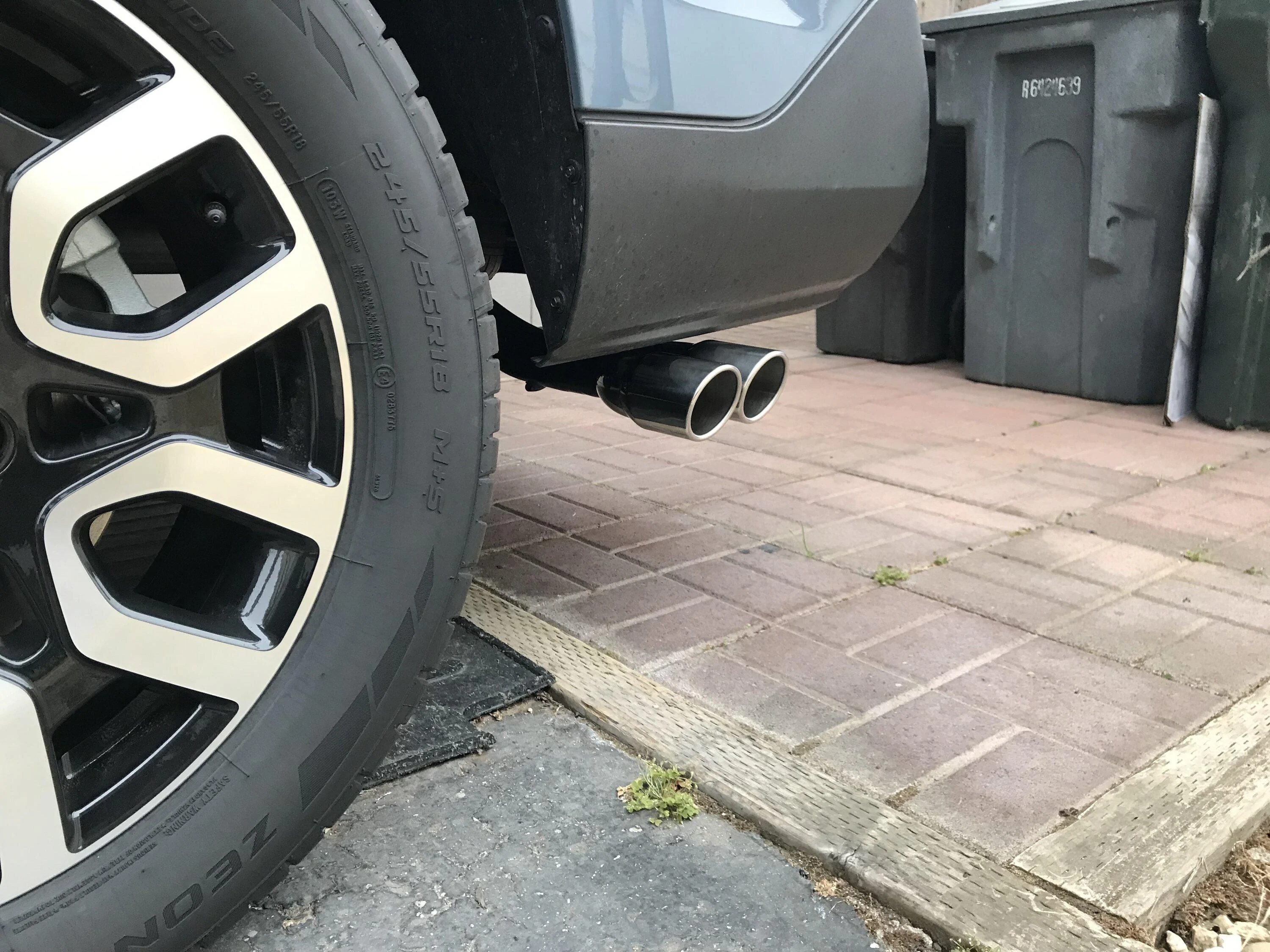 Ford Maverick Custom Exhaust tip for my 2.5L Hybrid Maverick IMG_3562