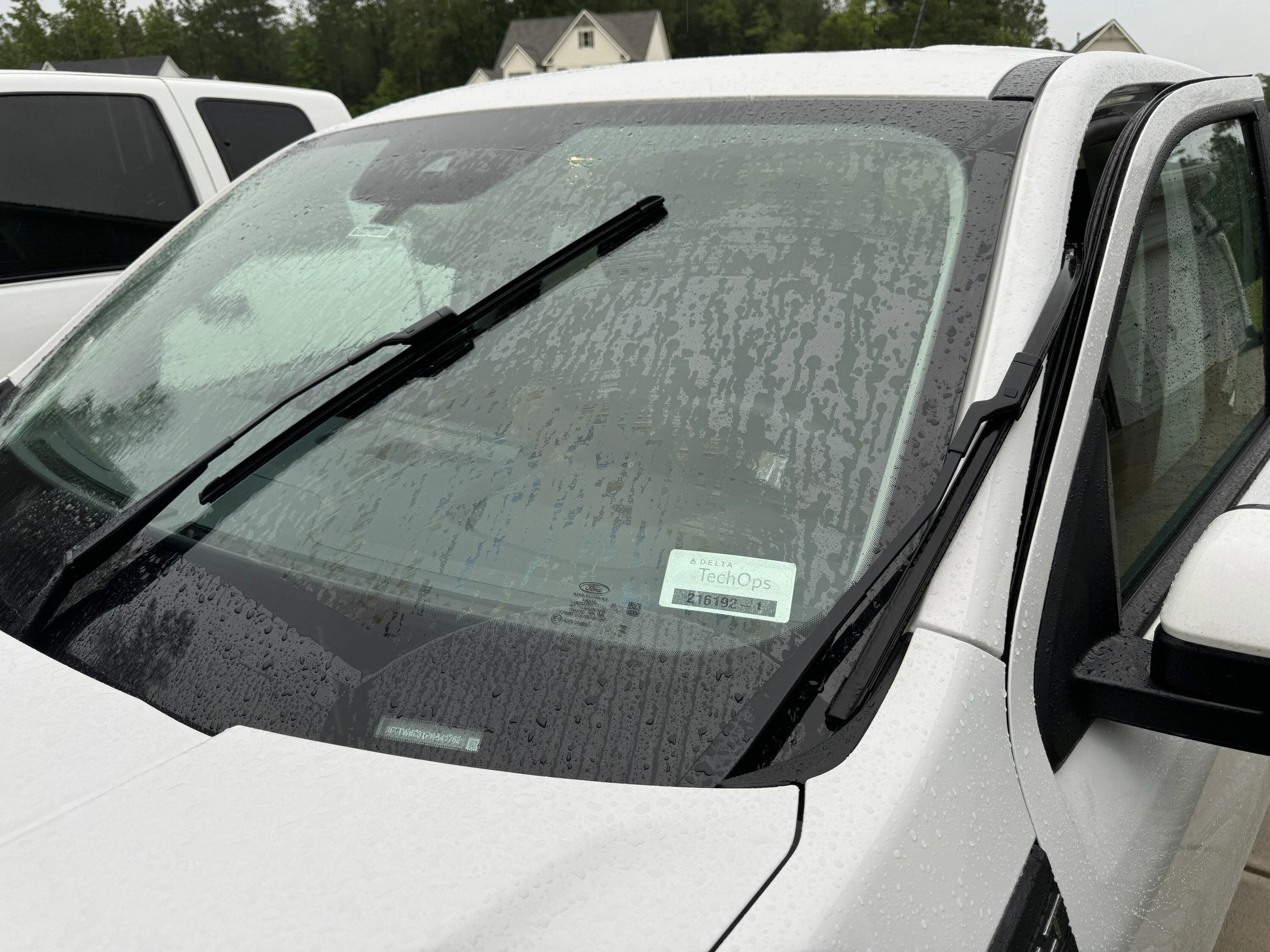 Ford Maverick 2023 wipers park and hang in drivers door IMG_0668