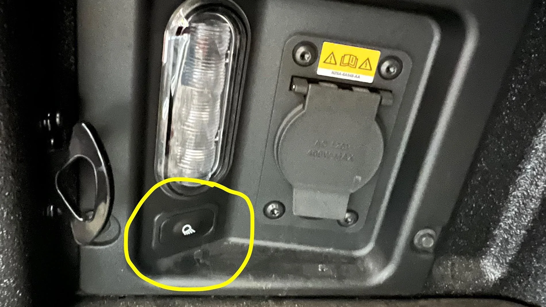 Ford Maverick Adding 12V light kit in bed? IMG_9687