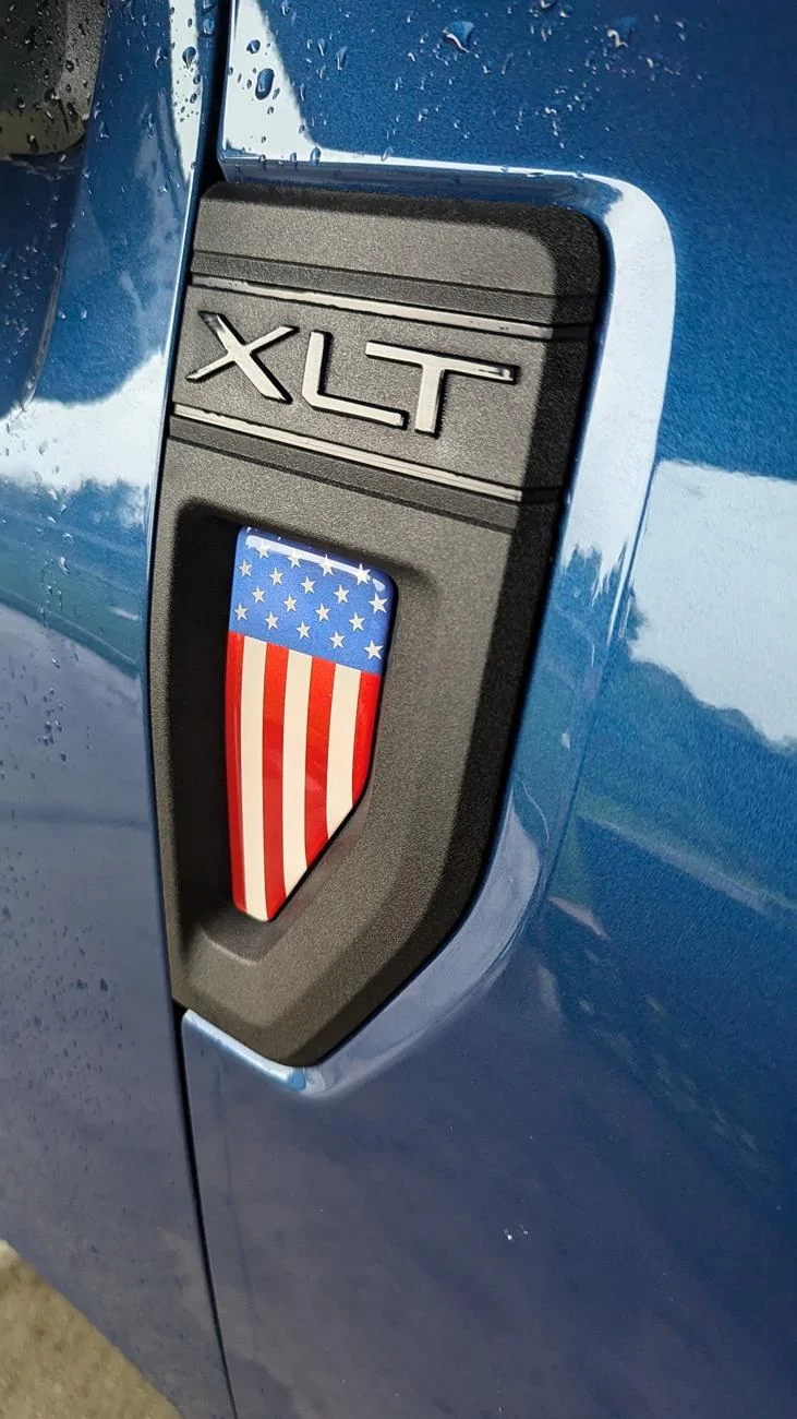 Ford Maverick A Little Bit of Something Unique 🇺🇸 1000004087