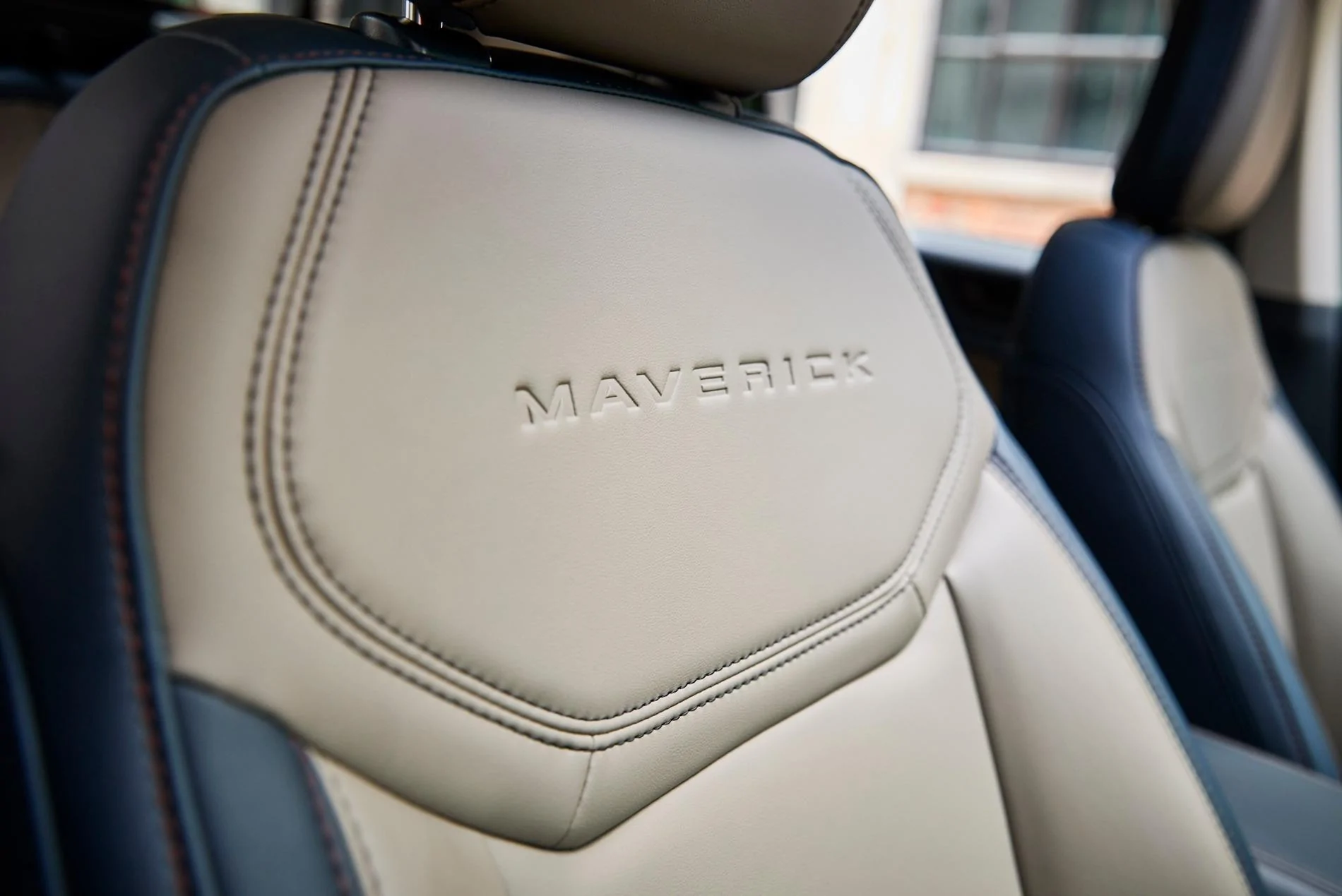 Ford Maverick 🚨 2025 Maverick Debut! Pricing, Tech Specs, Order Guide, Wallpaper Photos, Videos 2025 Ford Maverick Lariat_06