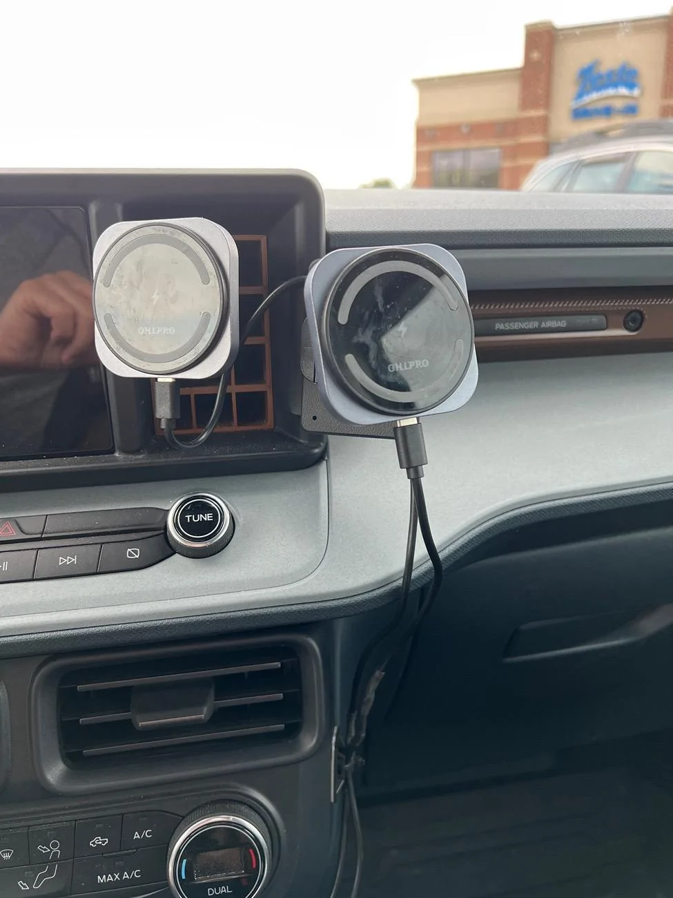Ford Maverick Dash cubby hole -- what's in yours? 📸 1722467940653-u1