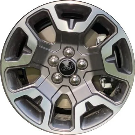 Ford Maverick Anyone selling these rims? IMG_3708