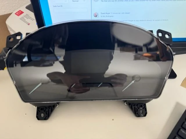 Ford Maverick 2024 XLT - Cluster Lens Etched IMG_0587