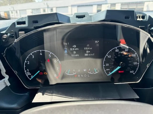 Ford Maverick 2024 XLT - Cluster Lens Etched IMG_0591